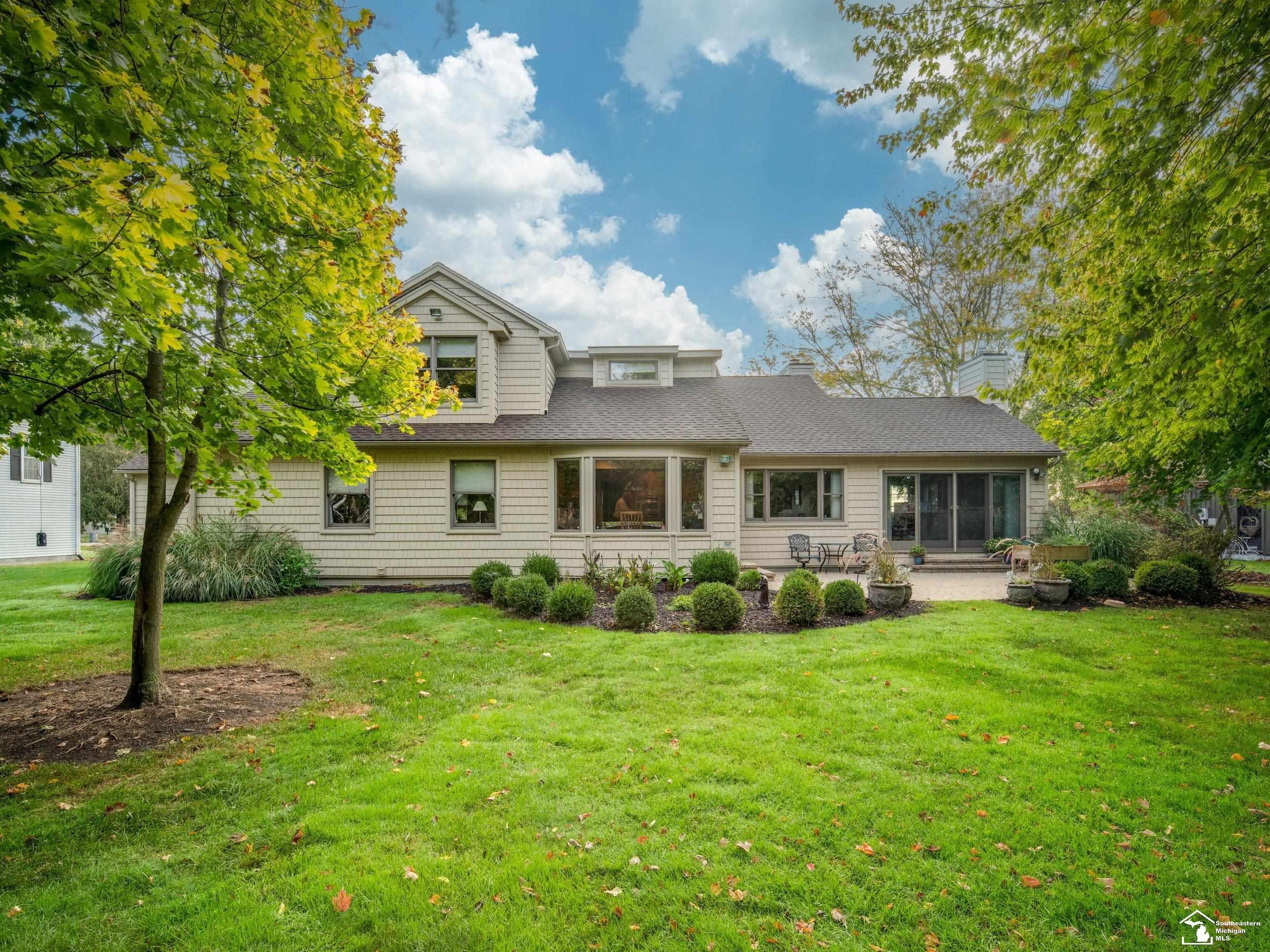 17624 Parke Lane Lane, Grosse Ile, MI 48138 — Photo 4