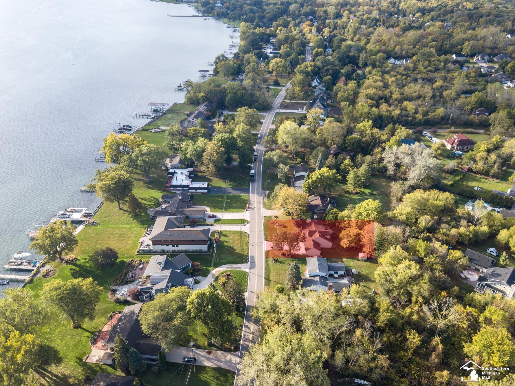 17624 Parke Lane Lane, Grosse Ile, MI 48138 — Photo 7