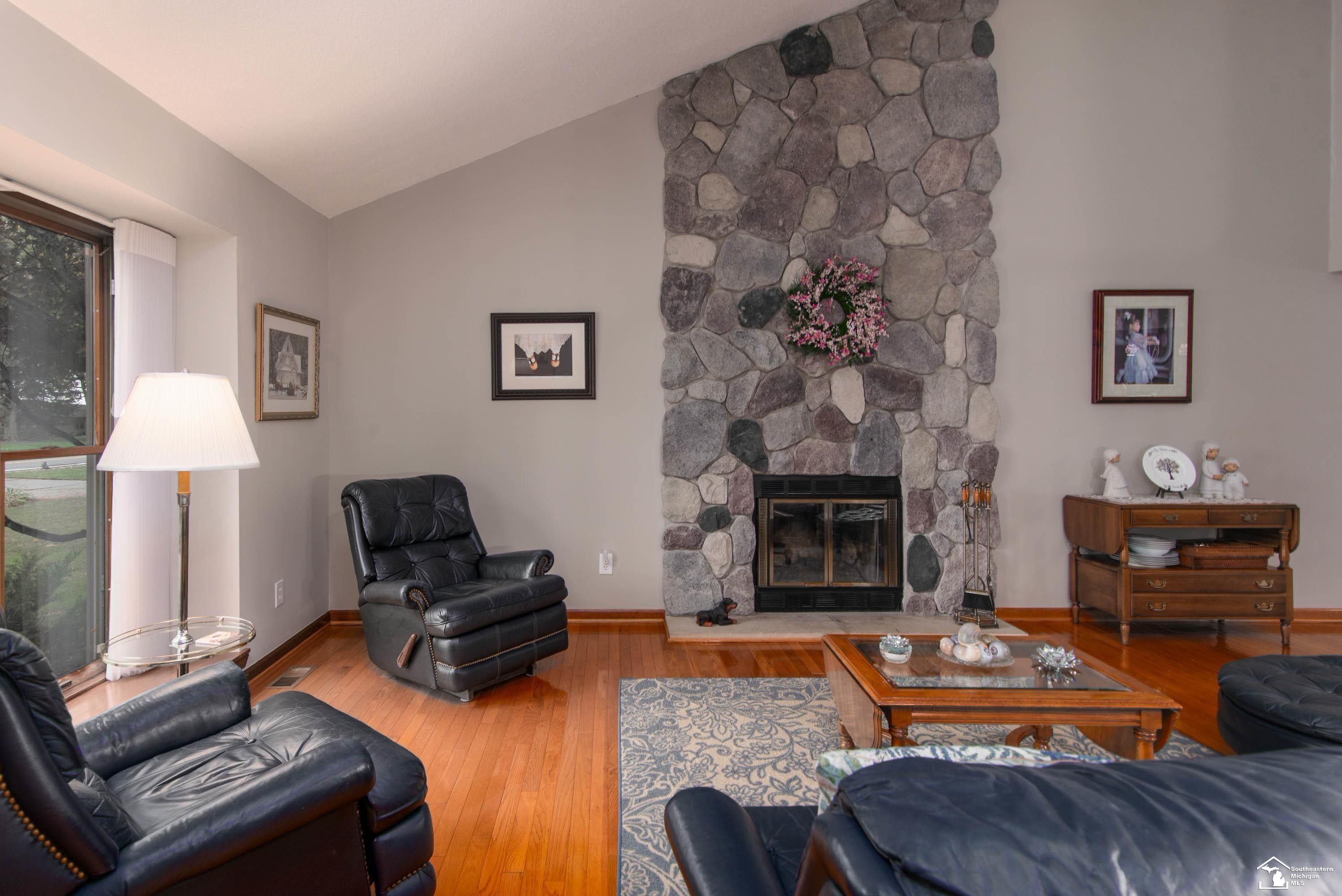 17624 Parke Lane Lane, Grosse Ile, MI 48138 — Photo 11