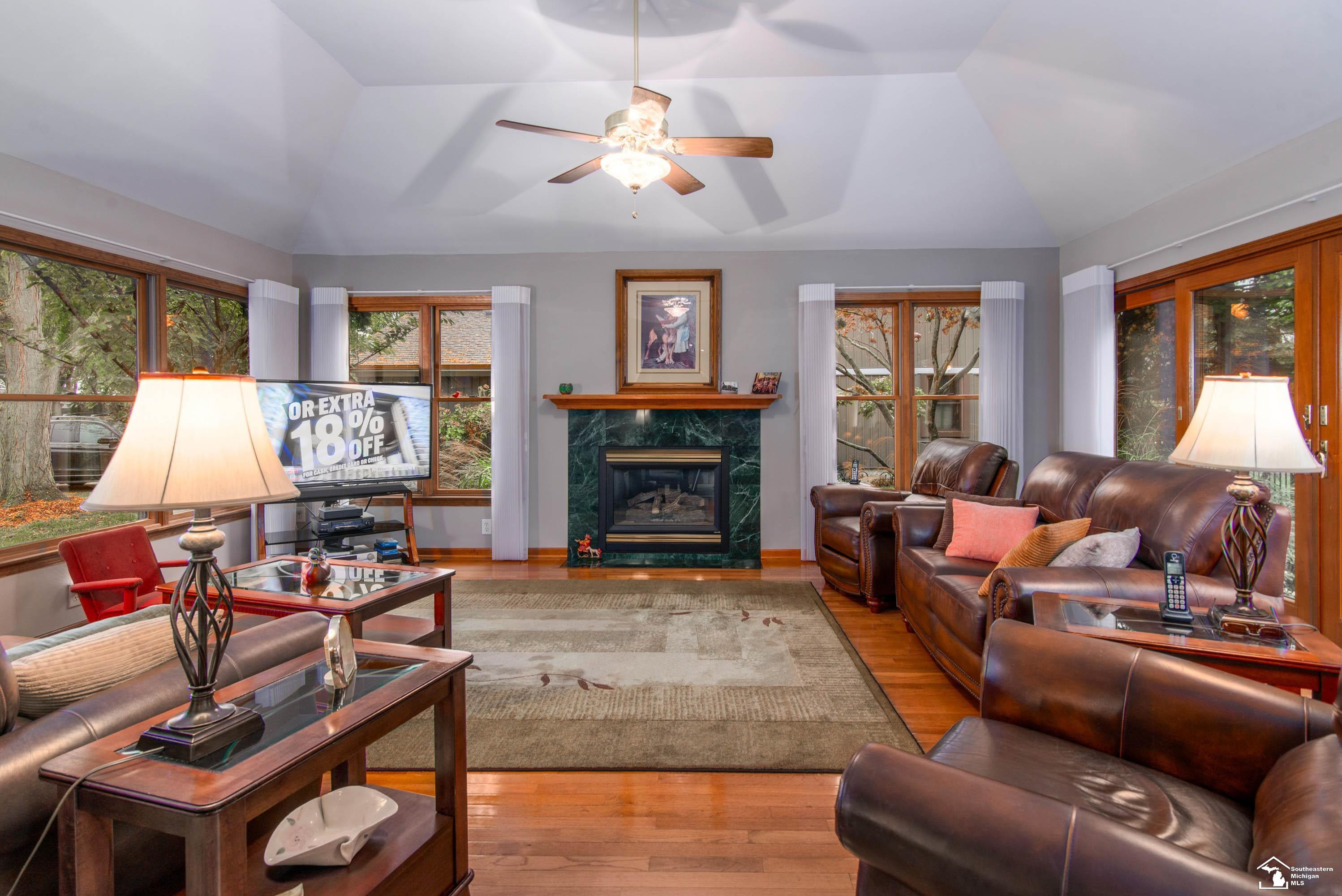 17624 Parke Lane Lane, Grosse Ile, MI 48138 — Photo 19