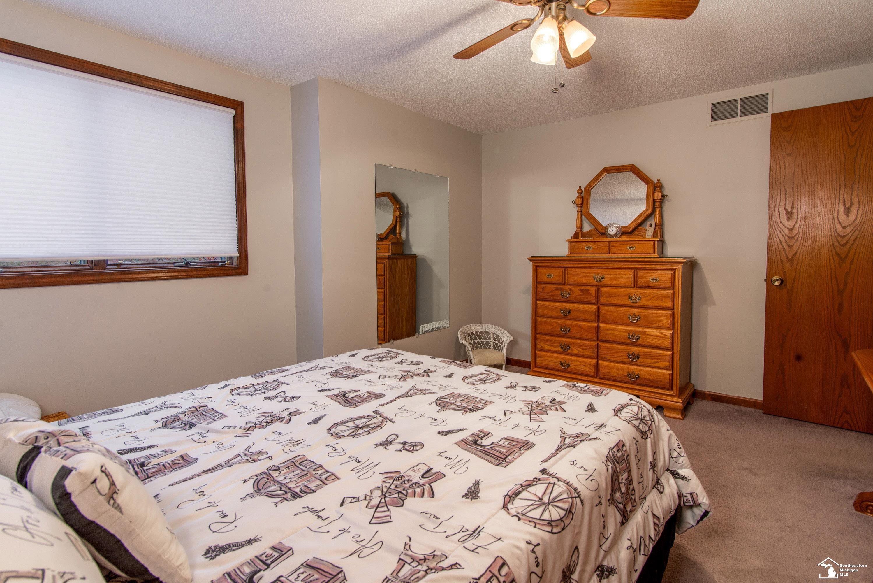 17624 Parke Lane Lane, Grosse Ile, MI 48138 — Photo 29