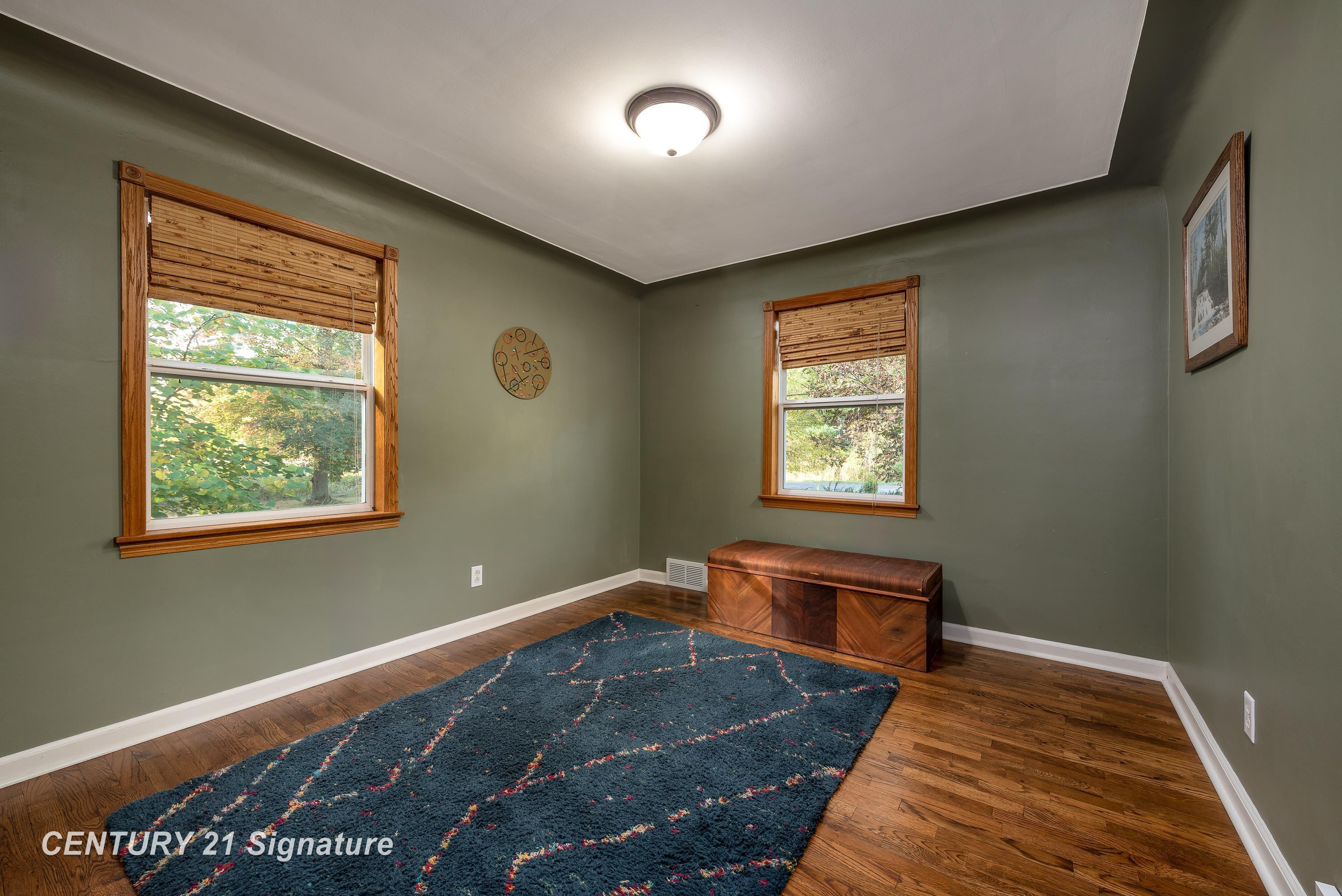671 S Woodcock Road, Midland, MI 48640 — Photo 8