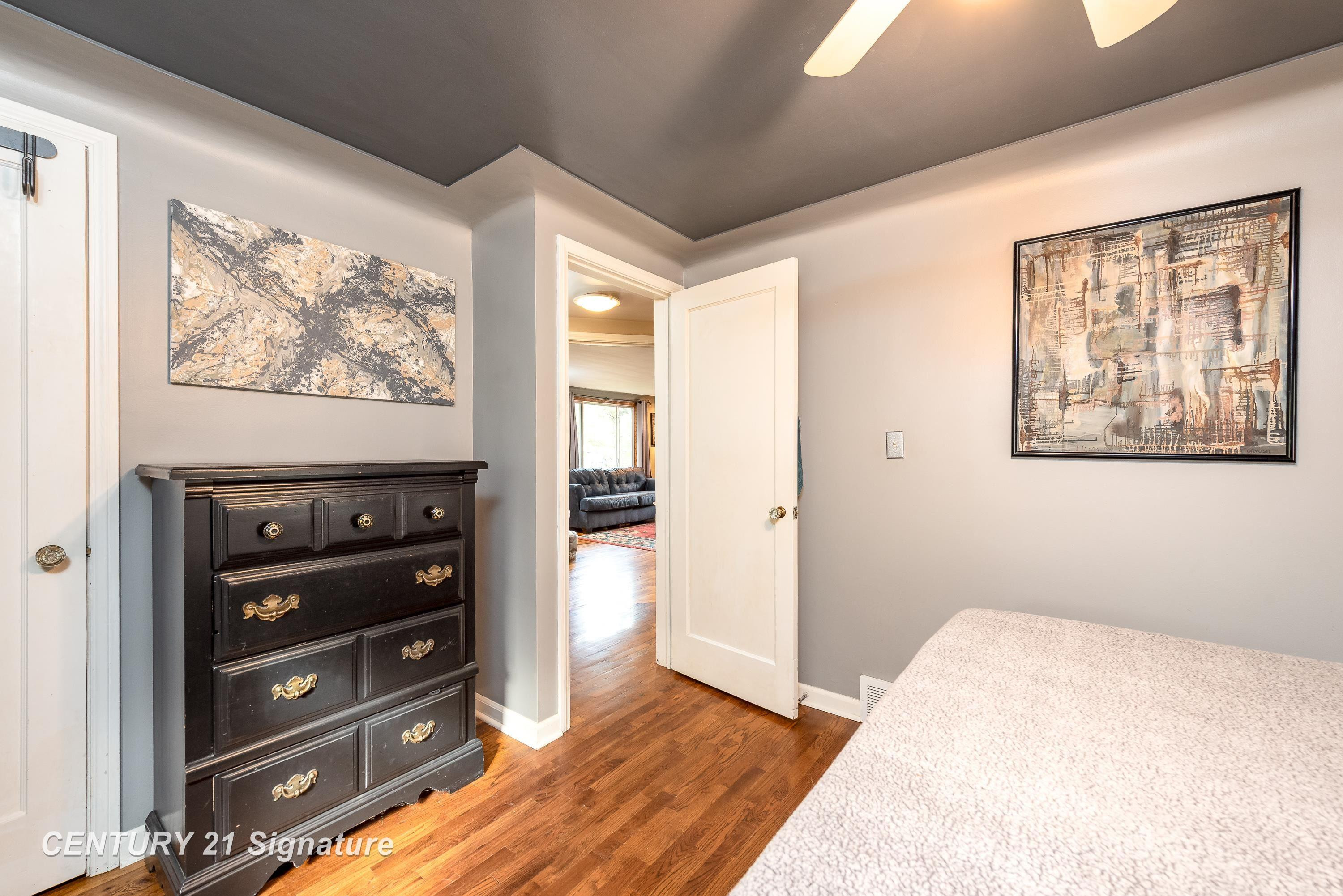 671 S Woodcock Road, Midland, MI 48640 — Photo 11