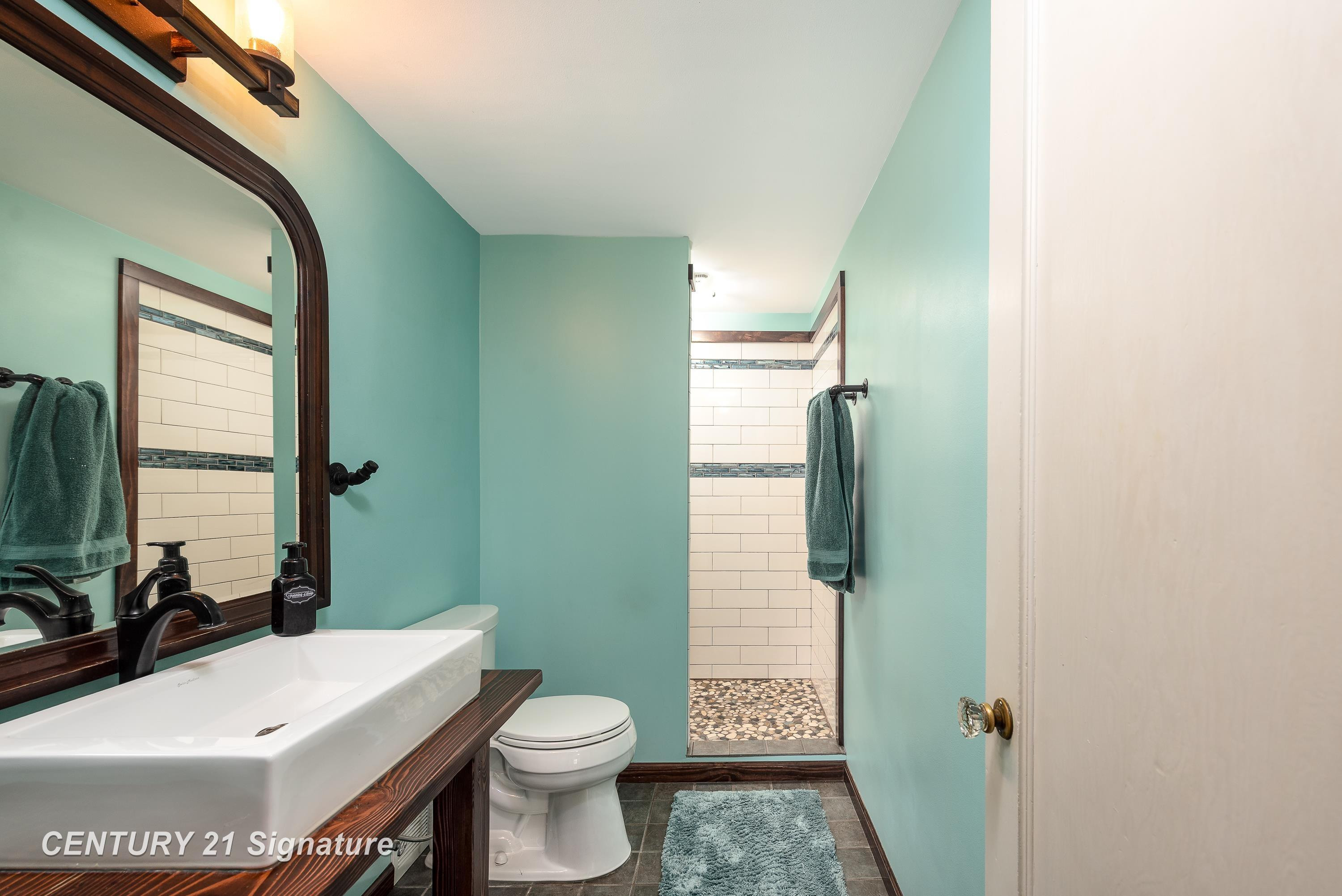 671 S Woodcock Road, Midland, MI 48640 — Photo 12