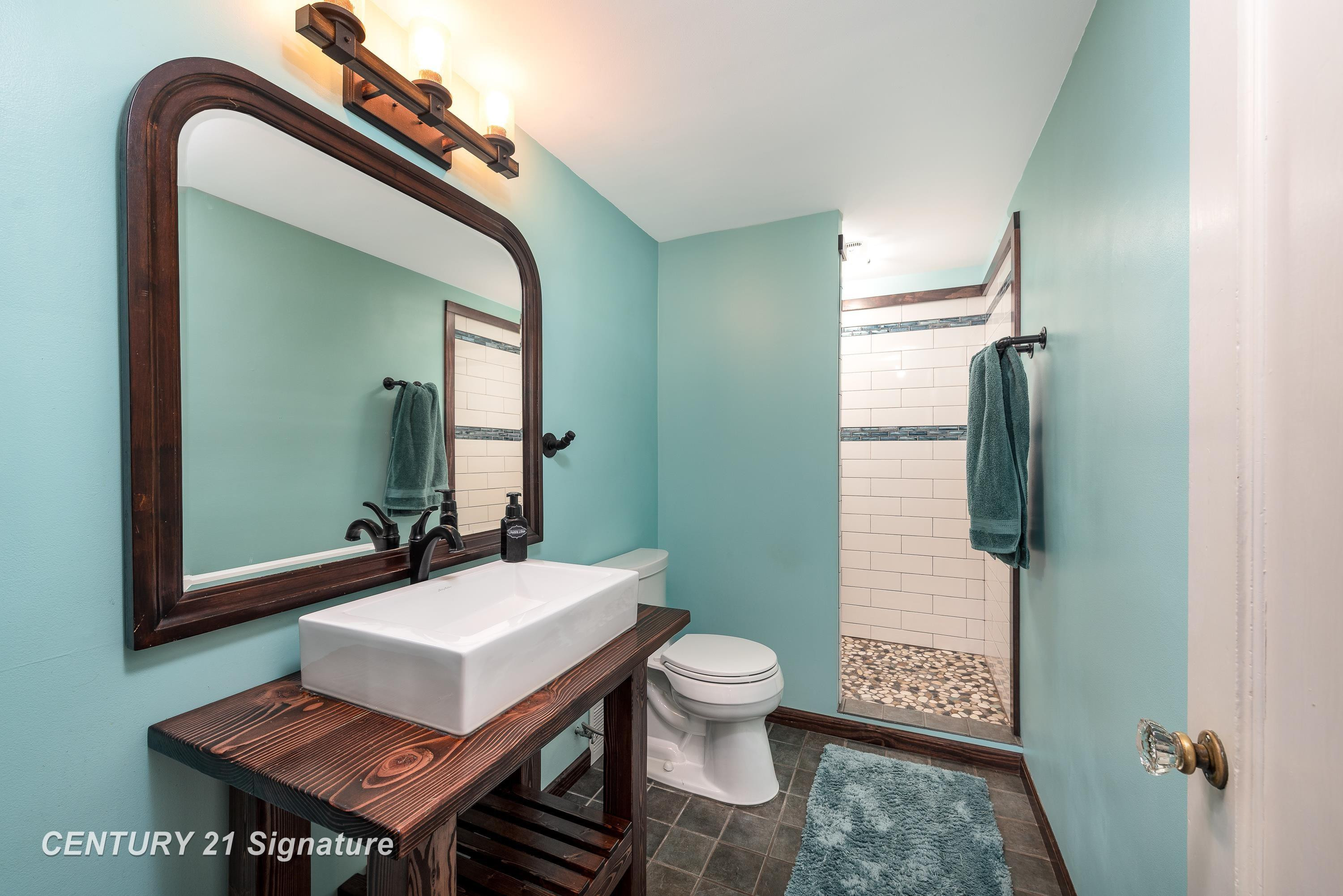 671 S Woodcock Road, Midland, MI 48640 — Photo 13