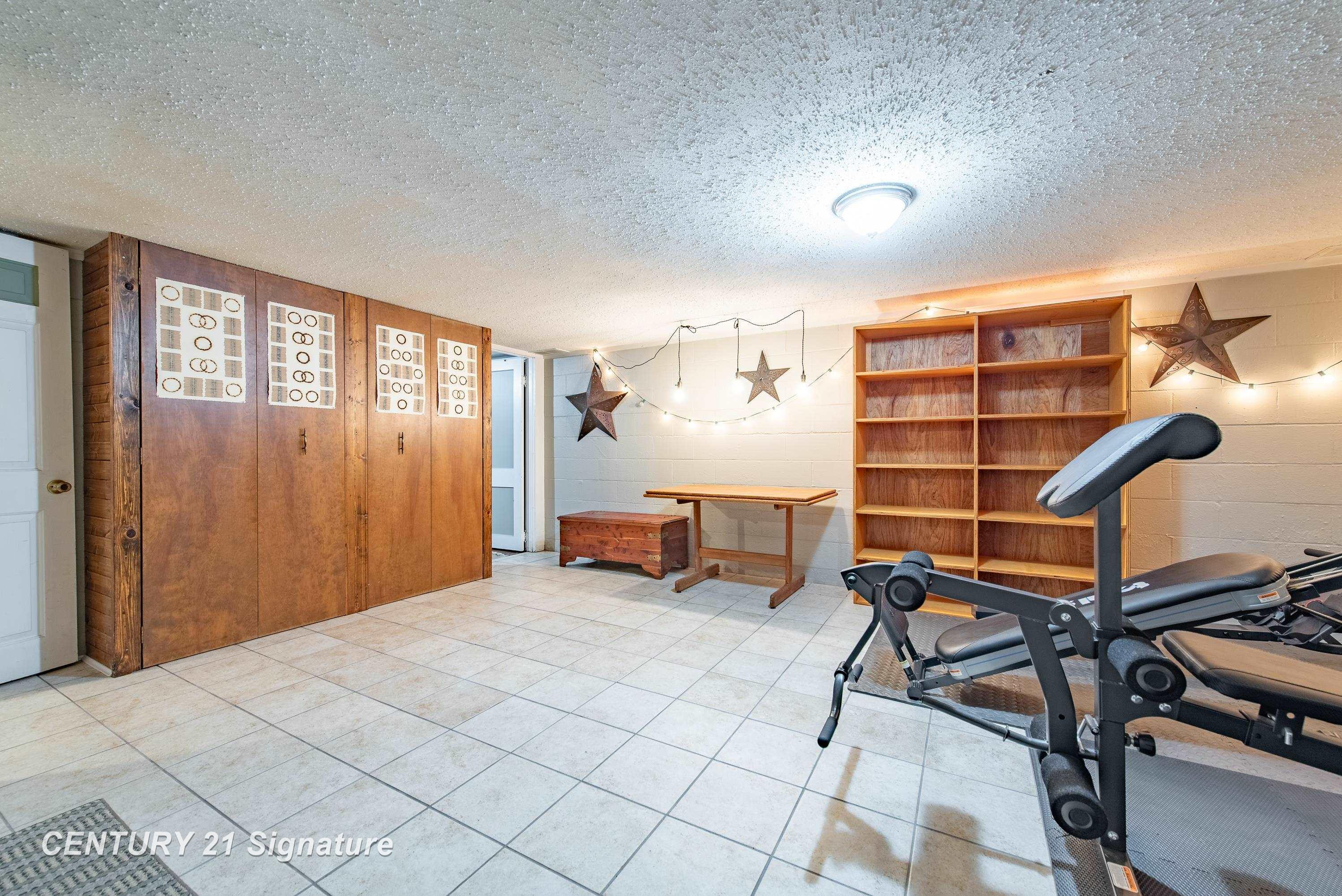 671 S Woodcock Road, Midland, MI 48640 — Photo 21
