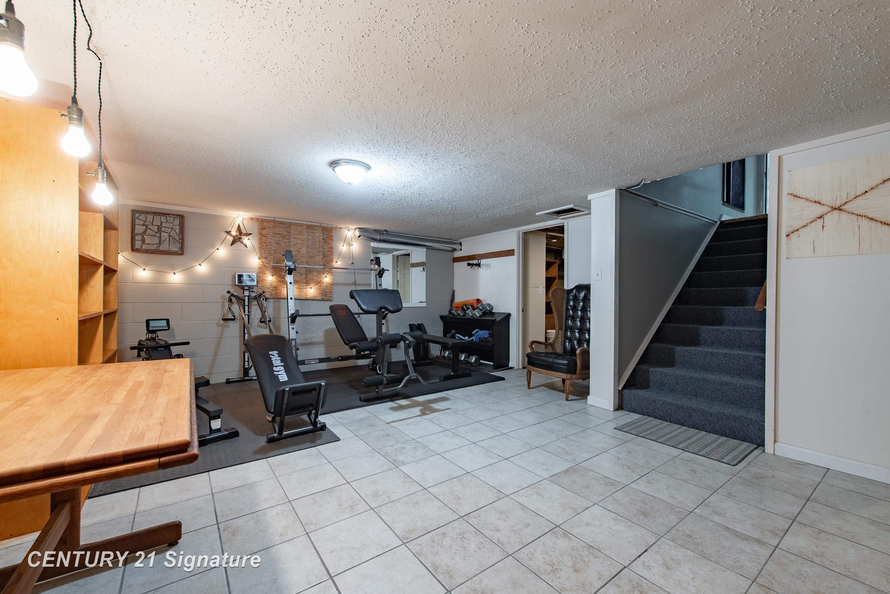 671 S Woodcock Road, Midland, MI 48640 — Photo 22