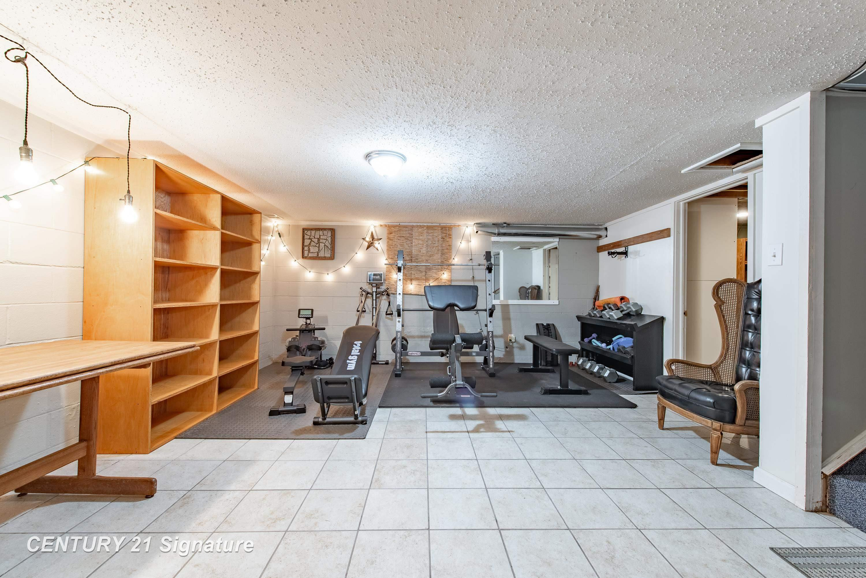 671 S Woodcock Road, Midland, MI 48640 — Photo 23