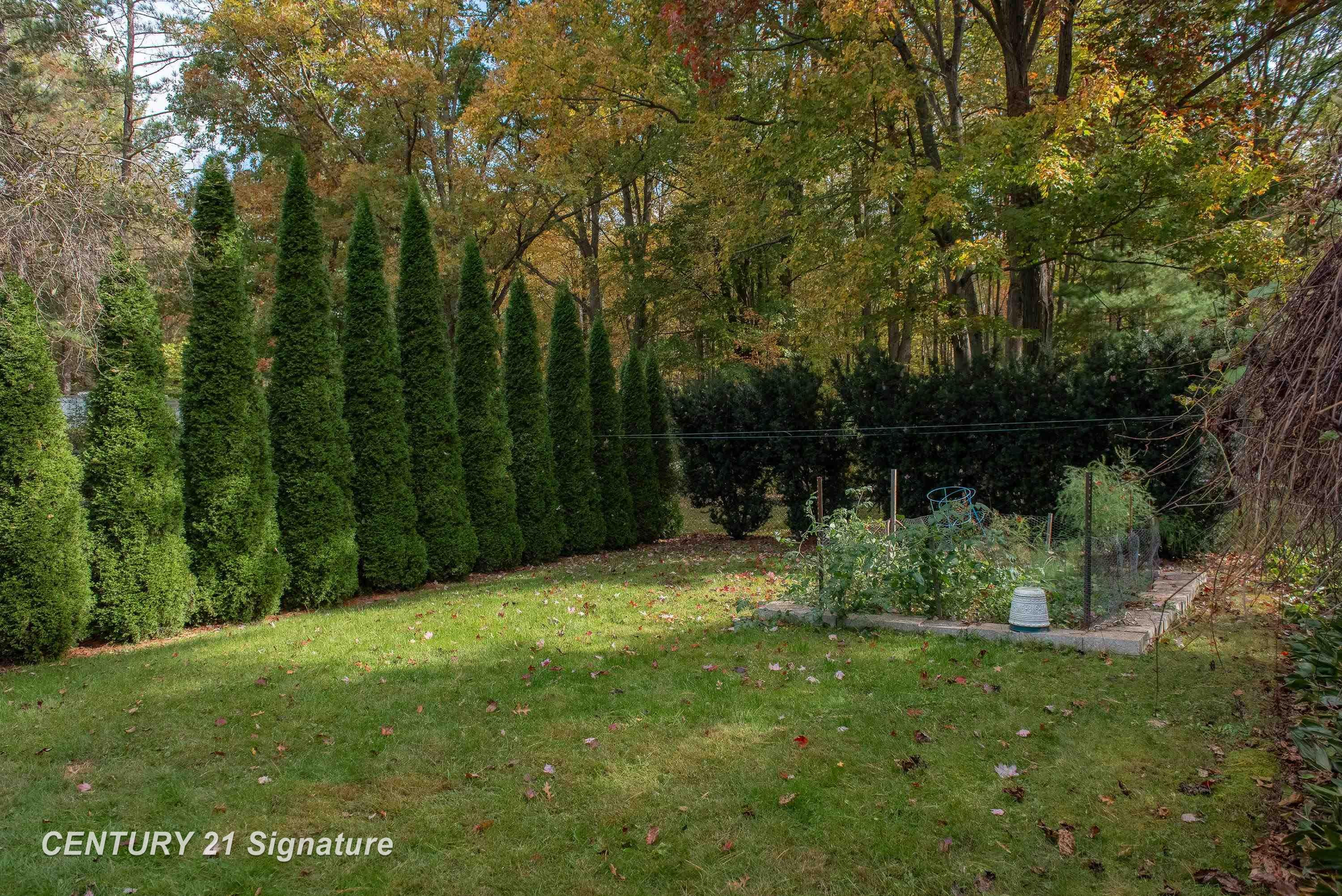 671 S Woodcock Road, Midland, MI 48640 — Photo 29