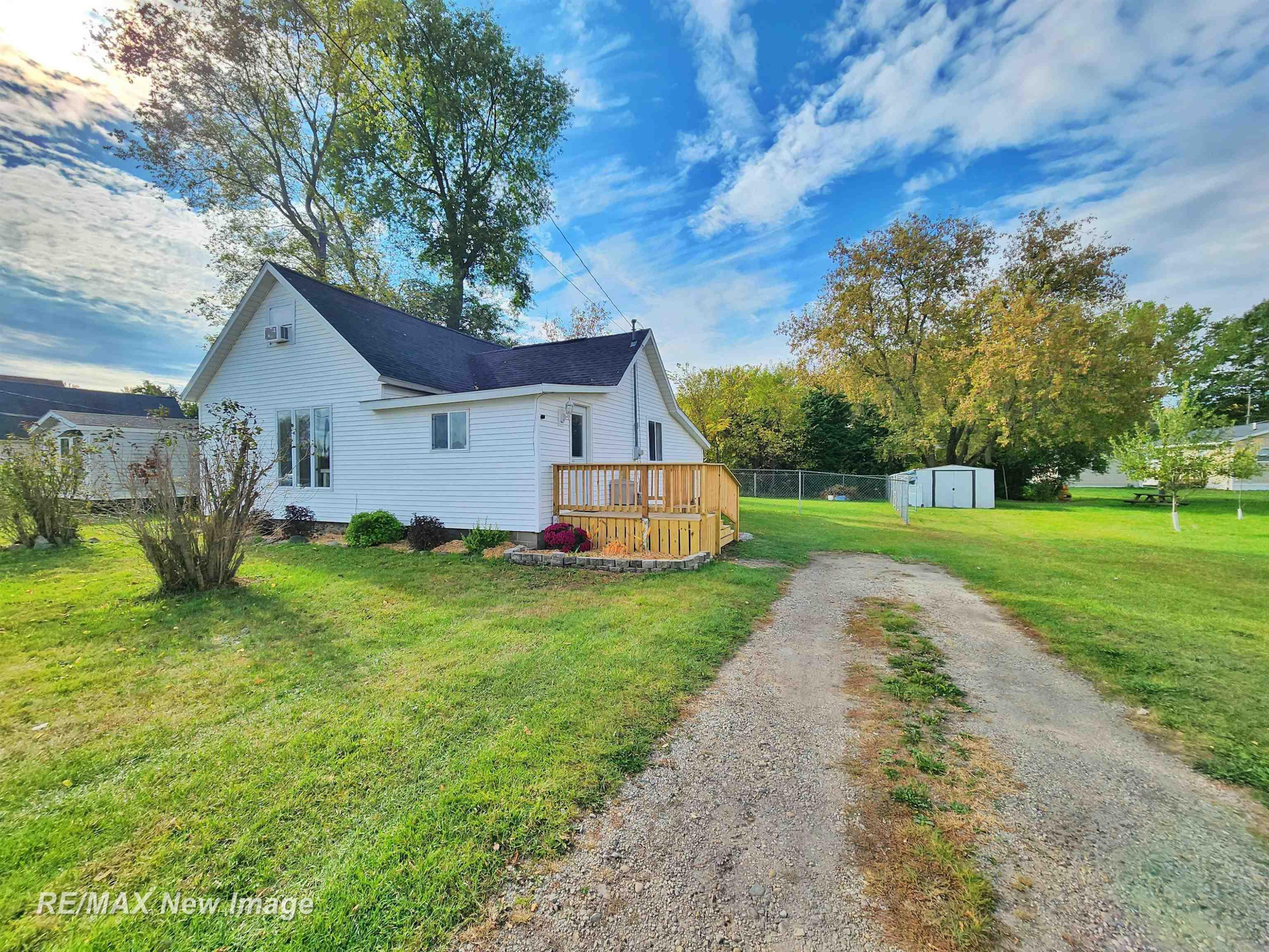 306 E Webster Street, Coleman, MI 48618 — Photo 2
