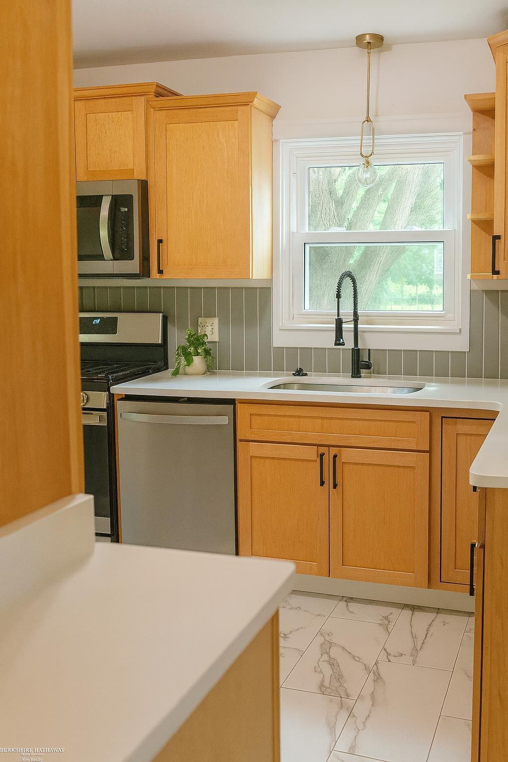 15860 Oak Lane, Lansing, MI 48906 — Photo 12