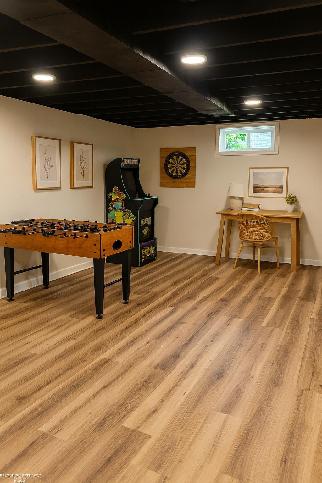 15860 Oak Lane, Lansing, MI 48906 — Photo 20