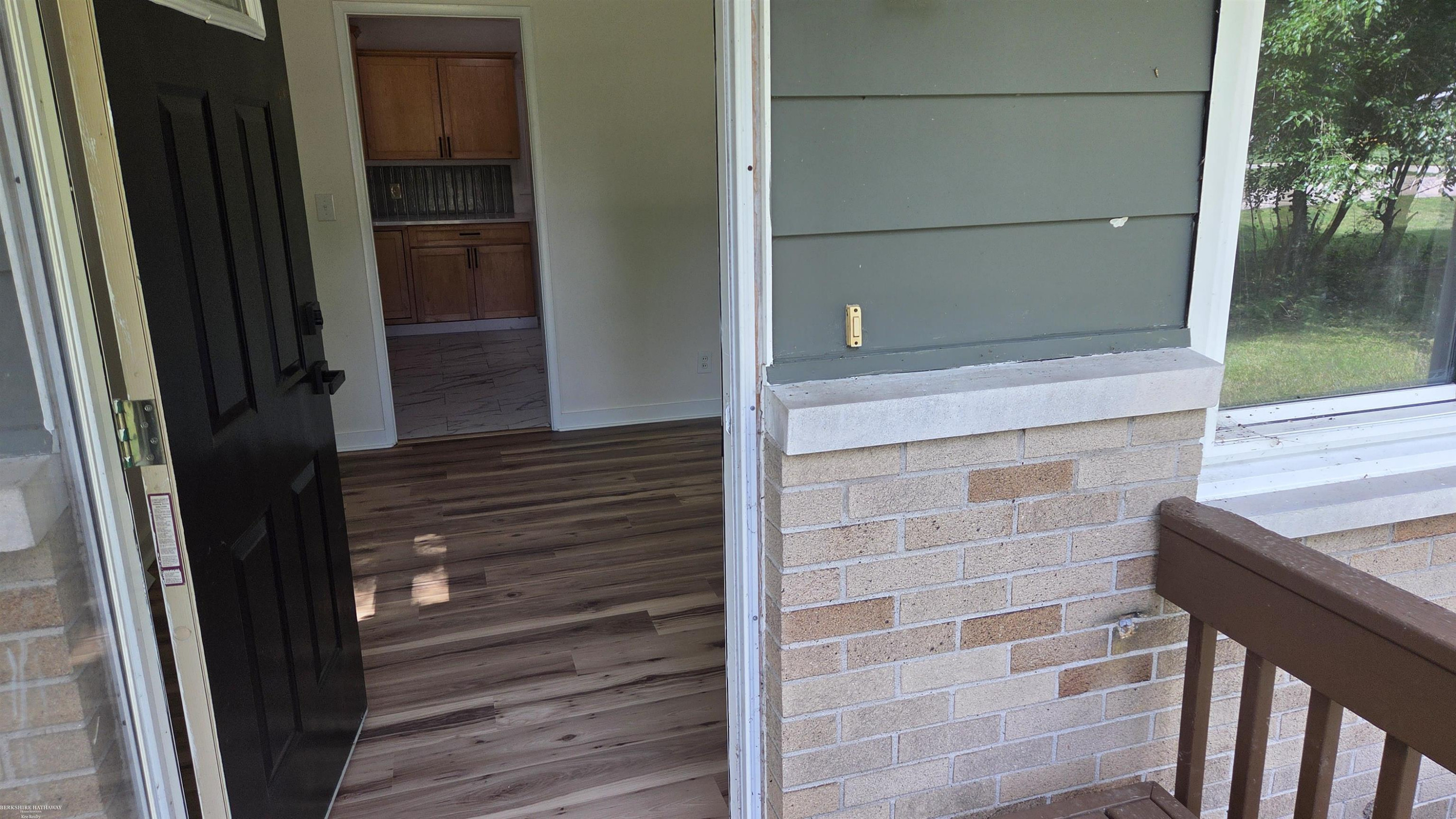 15860 Oak Lane, Lansing, MI 48906 — Photo 28