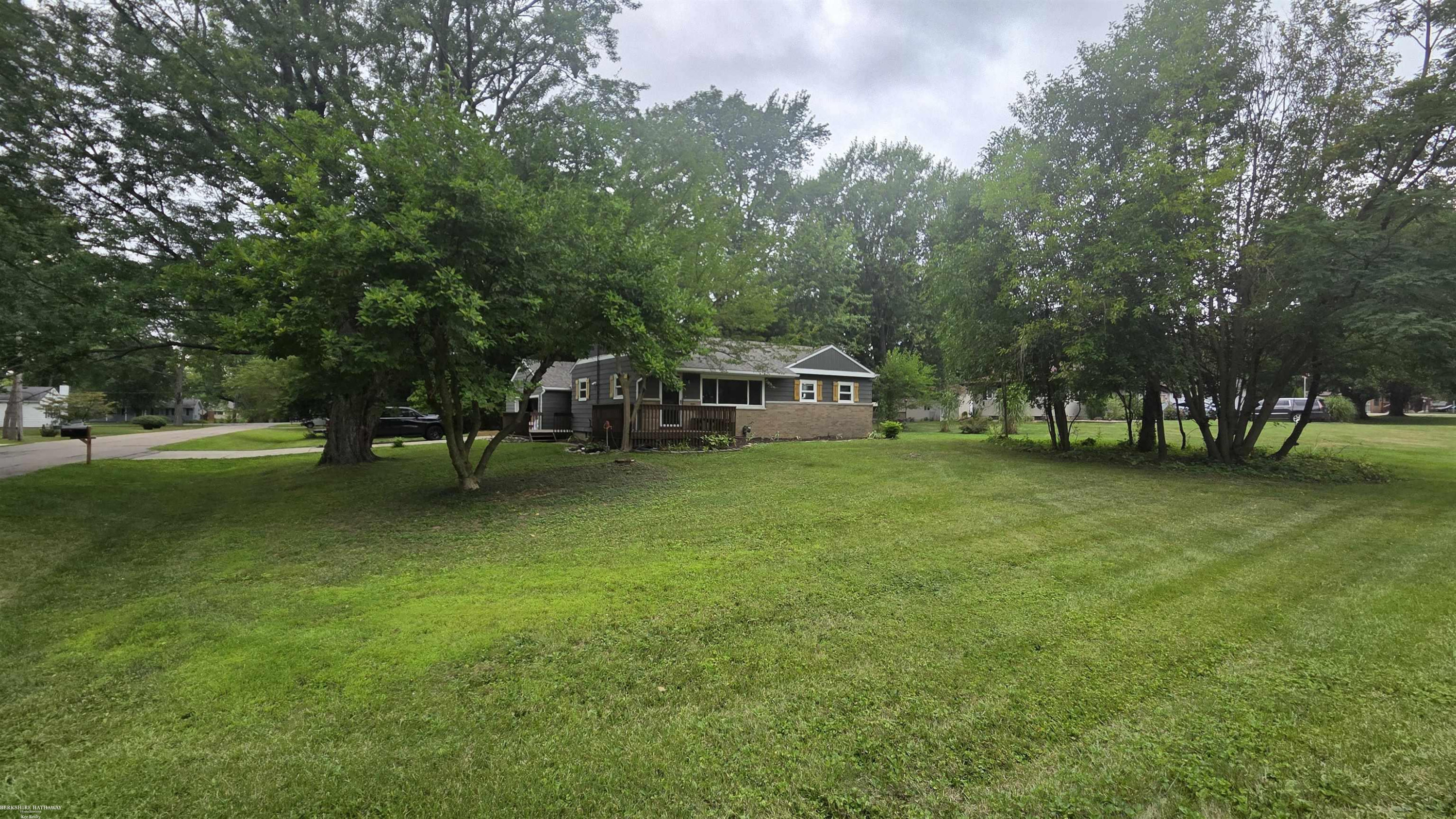 15860 Oak Lane, Lansing, MI 48906 — Photo 50