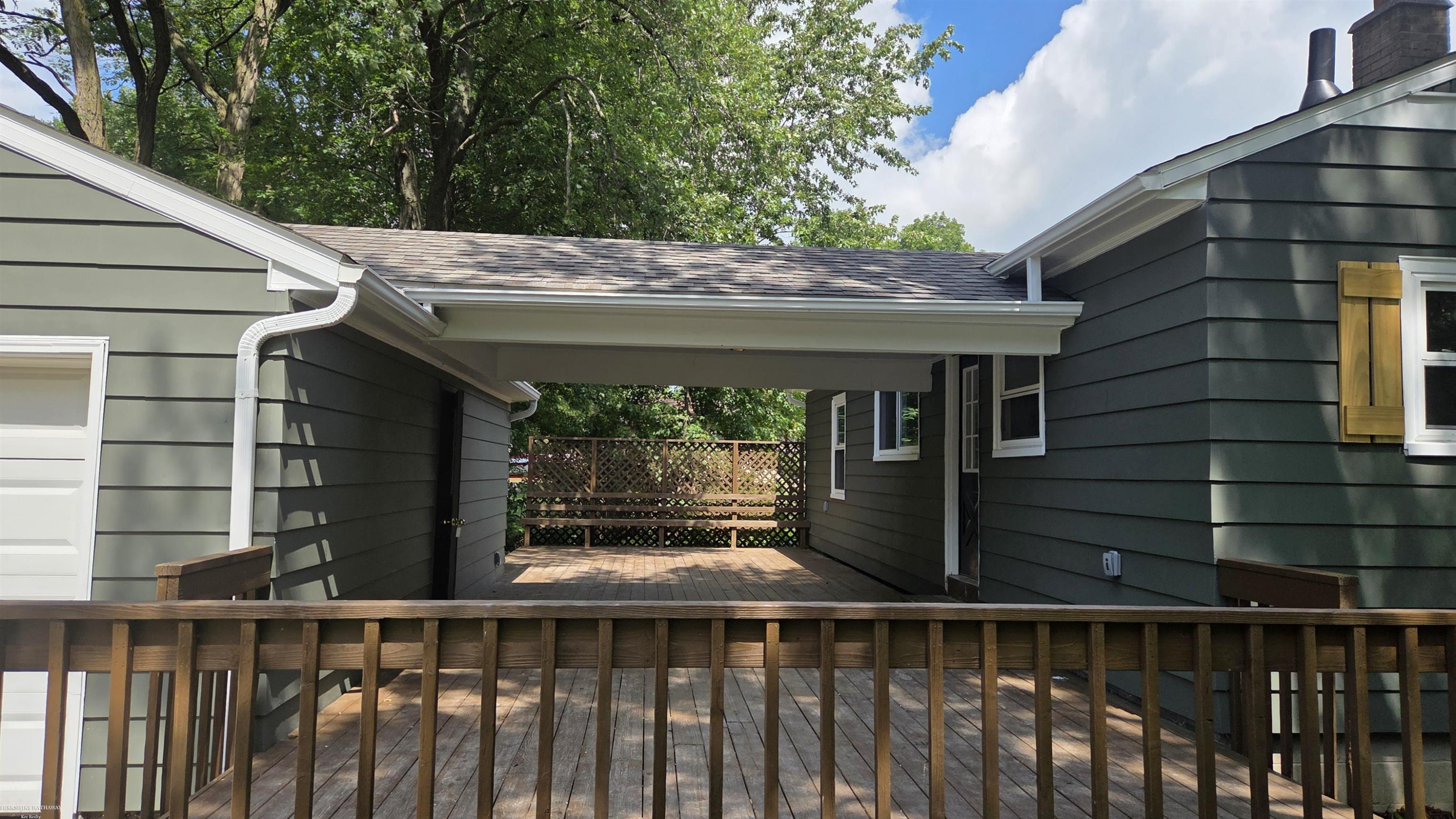 15860 Oak Lane, Lansing, MI 48906 — Photo 52