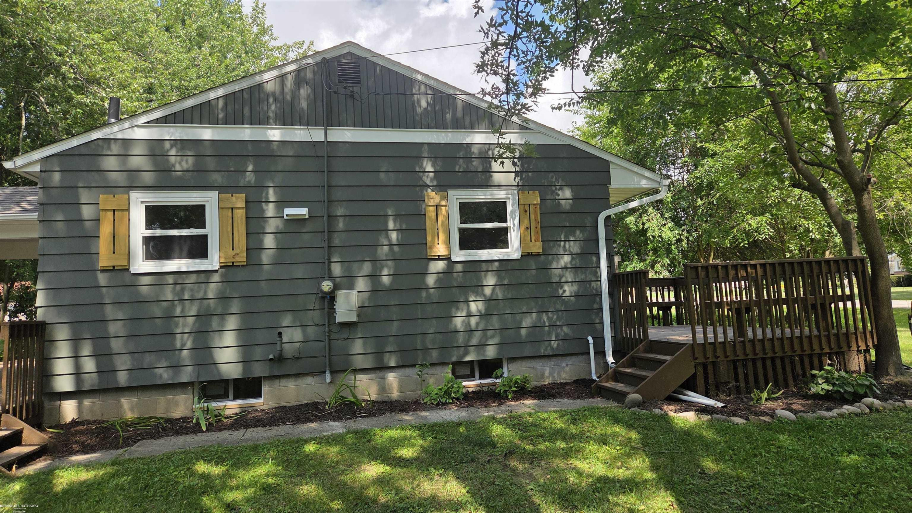 15860 Oak Lane, Lansing, MI 48906 — Photo 58