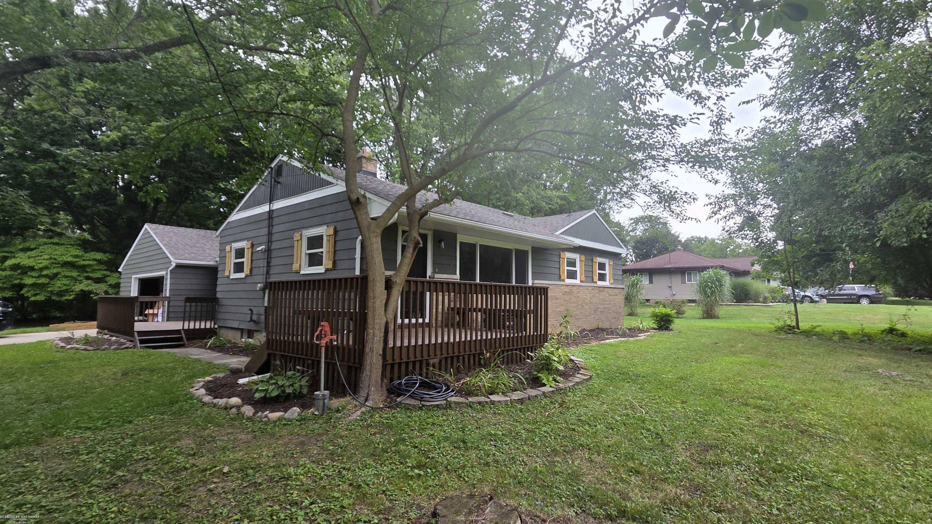 15860 Oak Lane, Lansing, MI 48906 — Photo 65