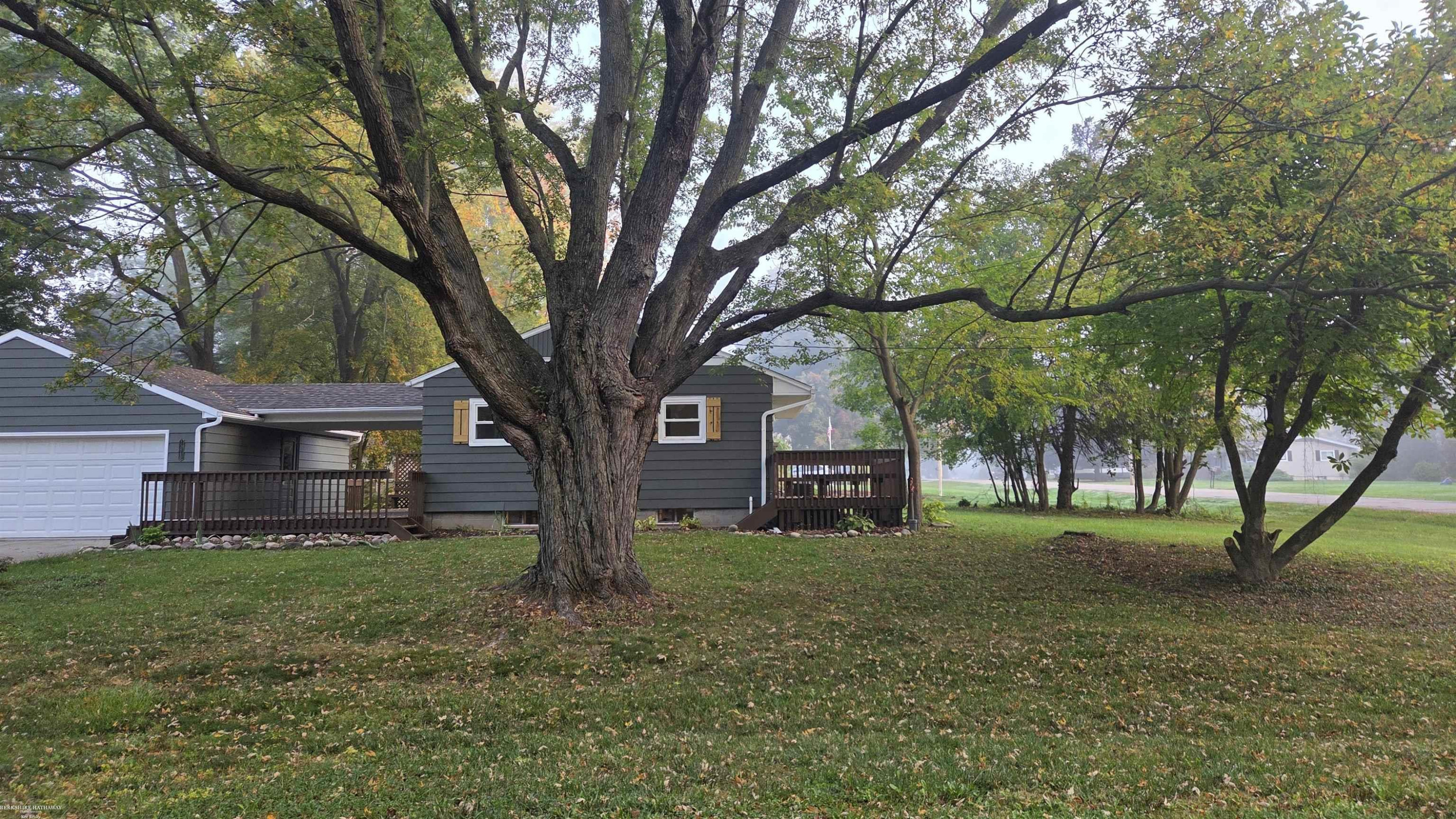 15860 Oak Lane, Lansing, MI 48906 — Photo 70