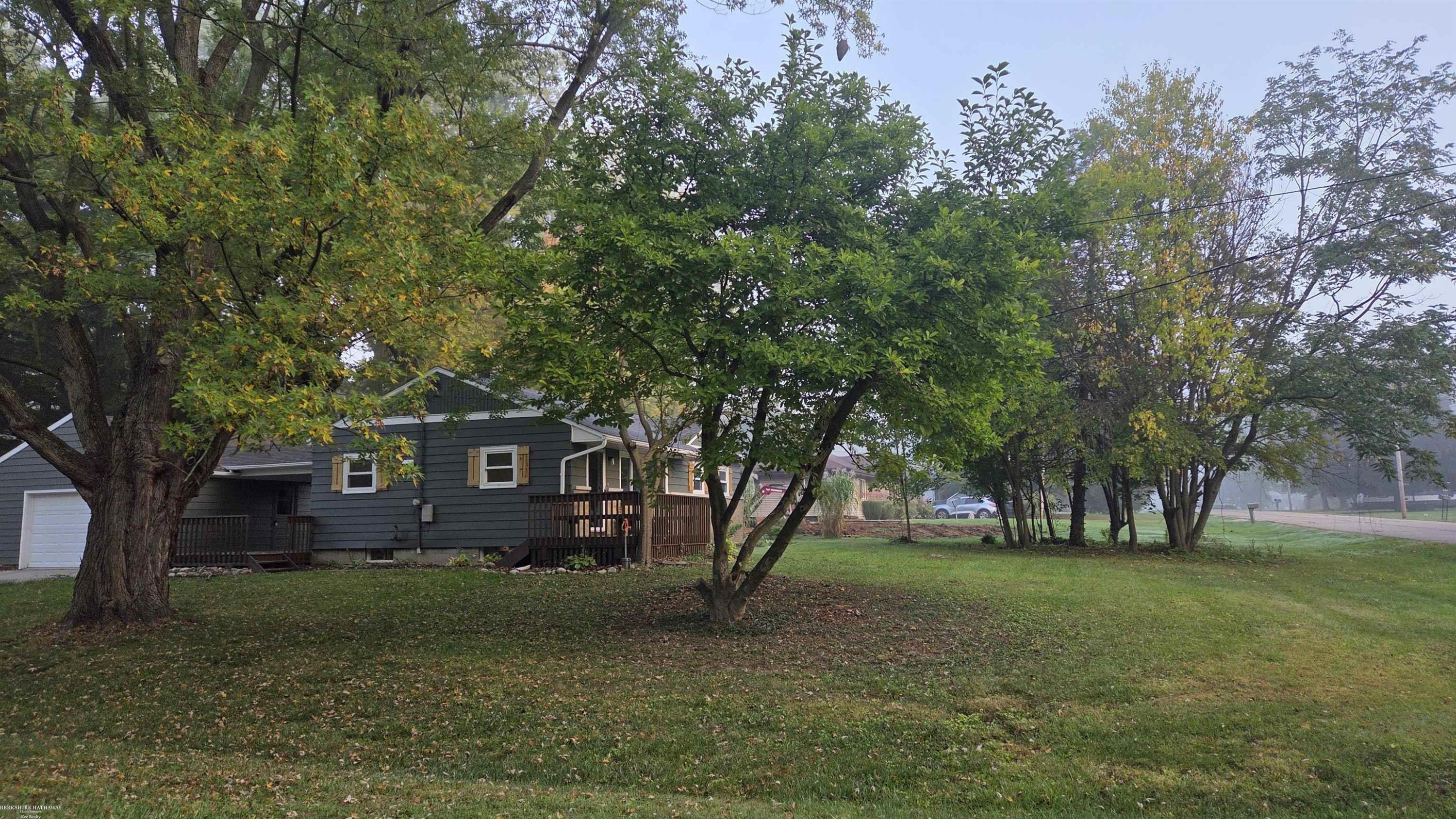 15860 Oak Lane, Lansing, MI 48906 — Photo 72