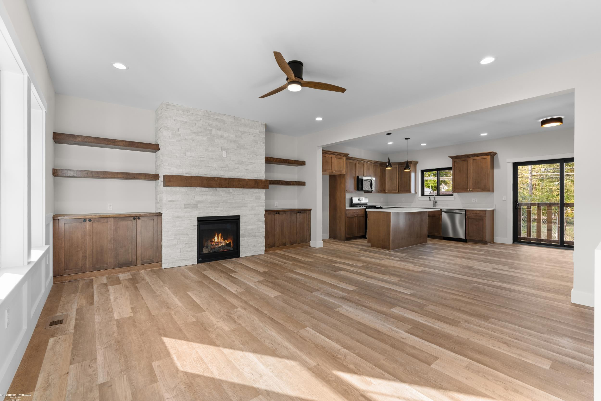 281 E Lafayette Street, MI 48065 — Photo 15