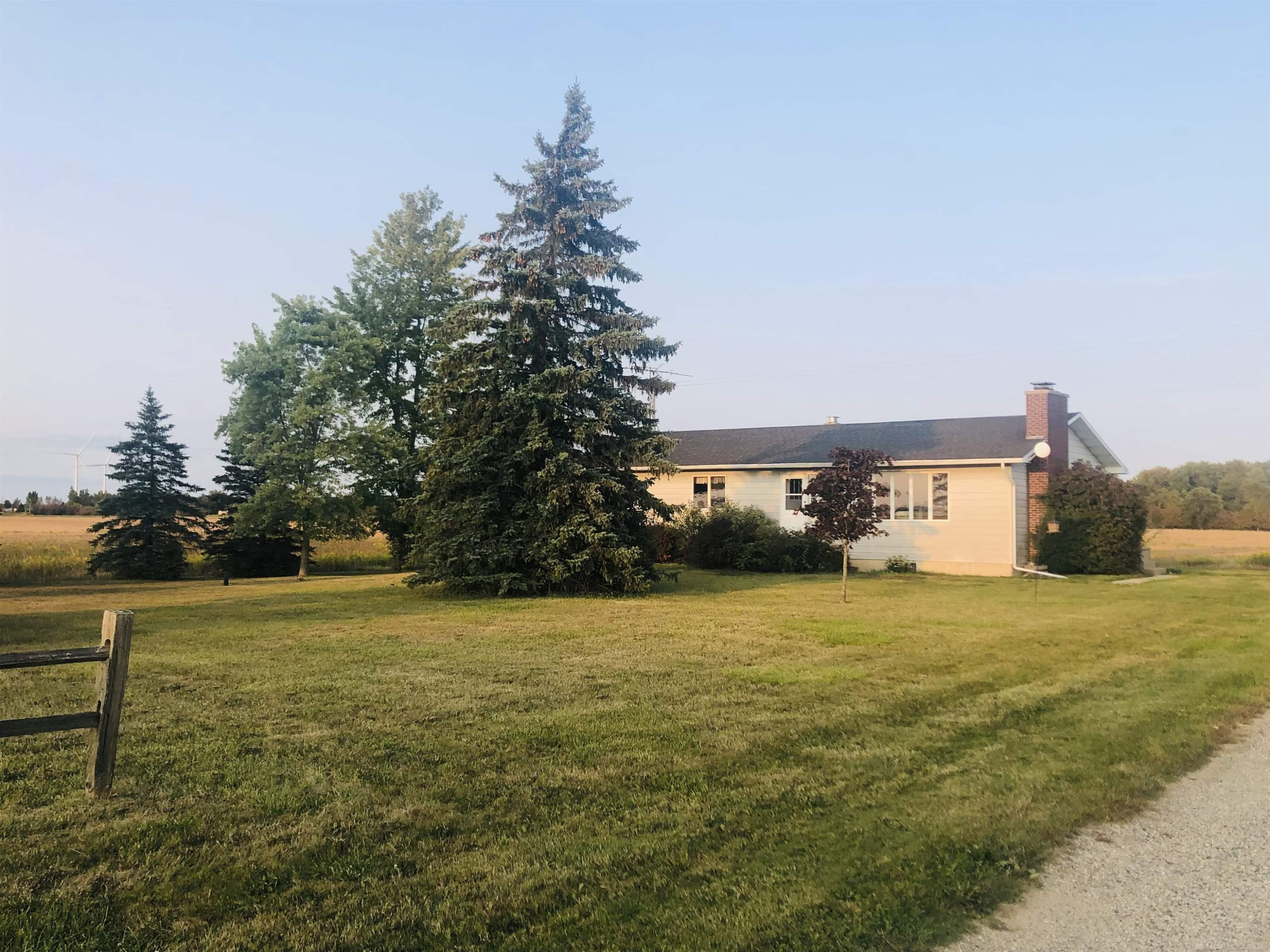 1400 N Isabella Road, Mount Pleasant, MI 48858 — front exterior