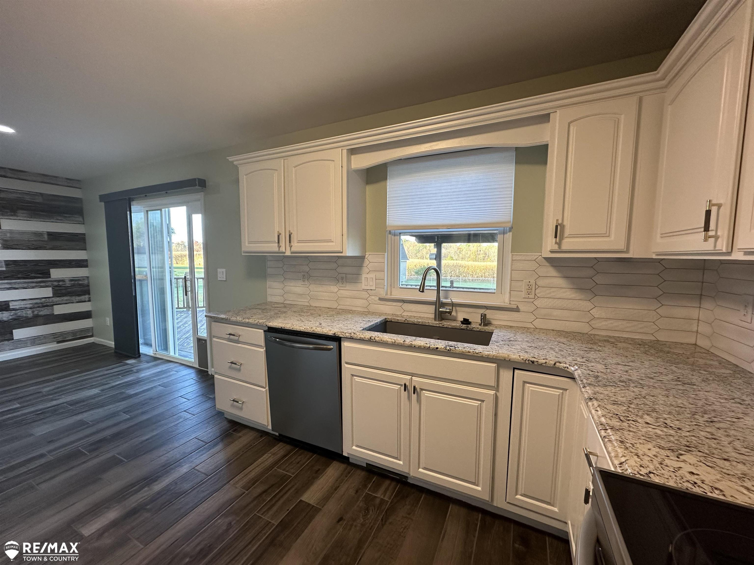 1435 N Morrish Road, Flint, MI 48532 — Photo 7