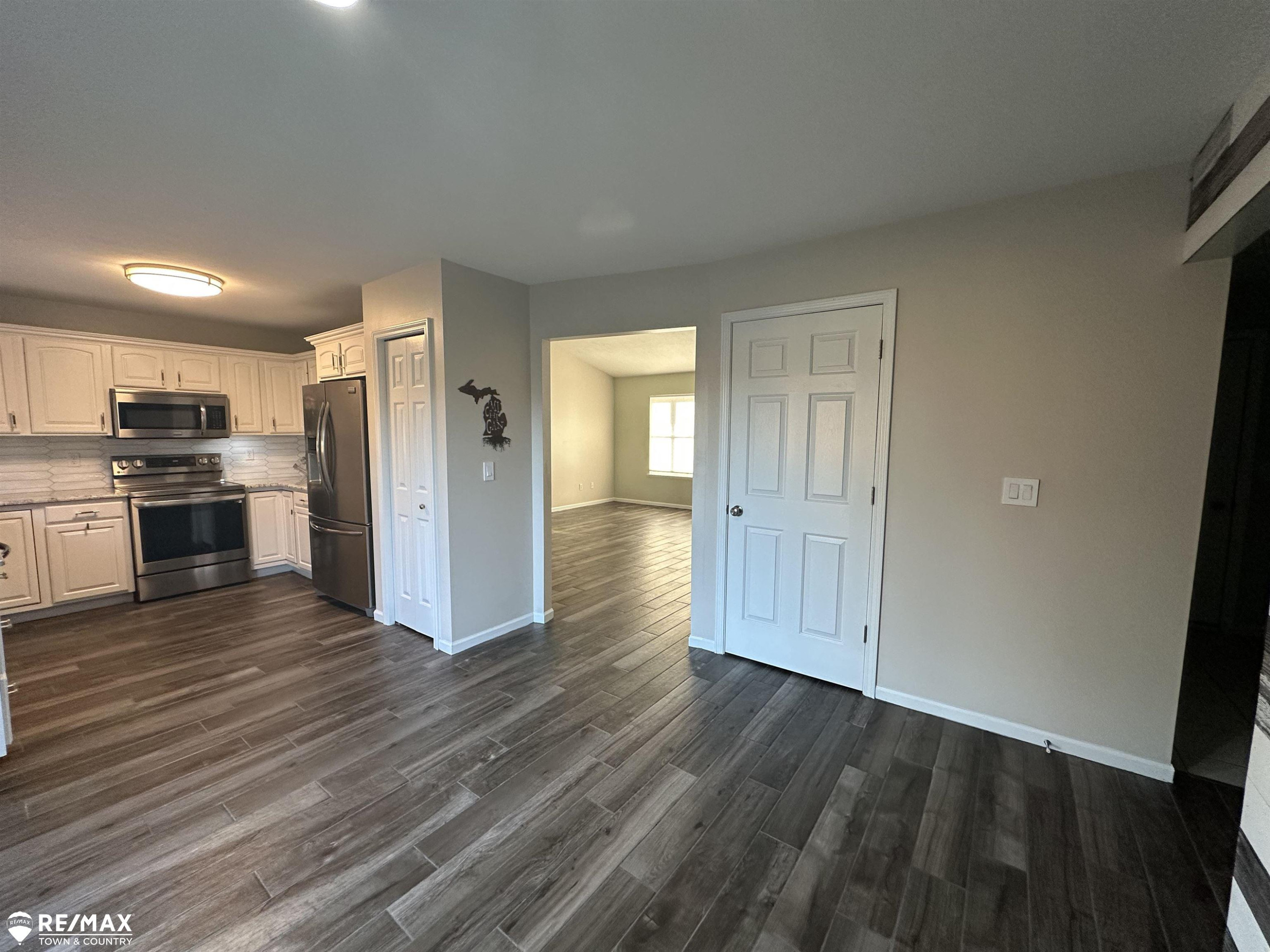 1435 N Morrish Road, Flint, MI 48532 — Photo 10