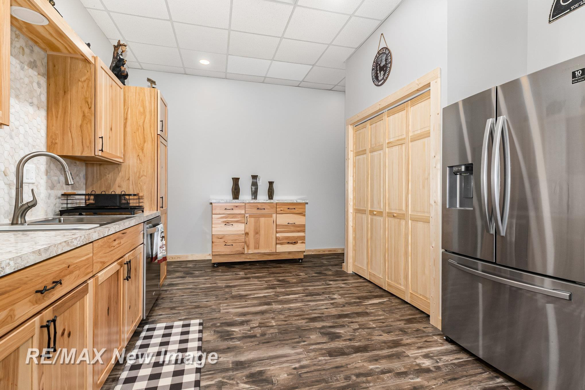 859 E Gordonville Road, Midland, MI 48640 — Photo 9