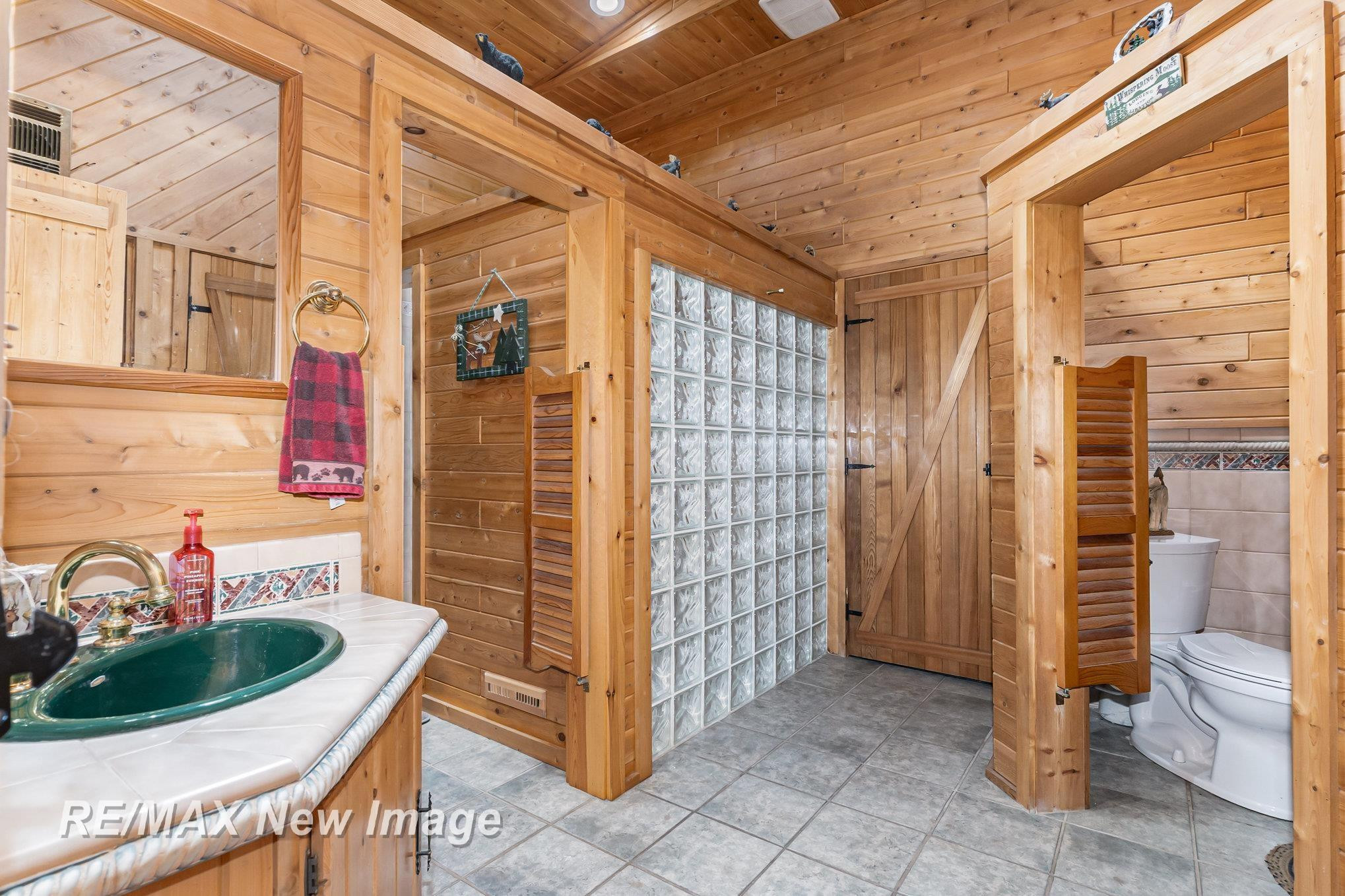 859 E Gordonville Road, Midland, MI 48640 — Photo 14