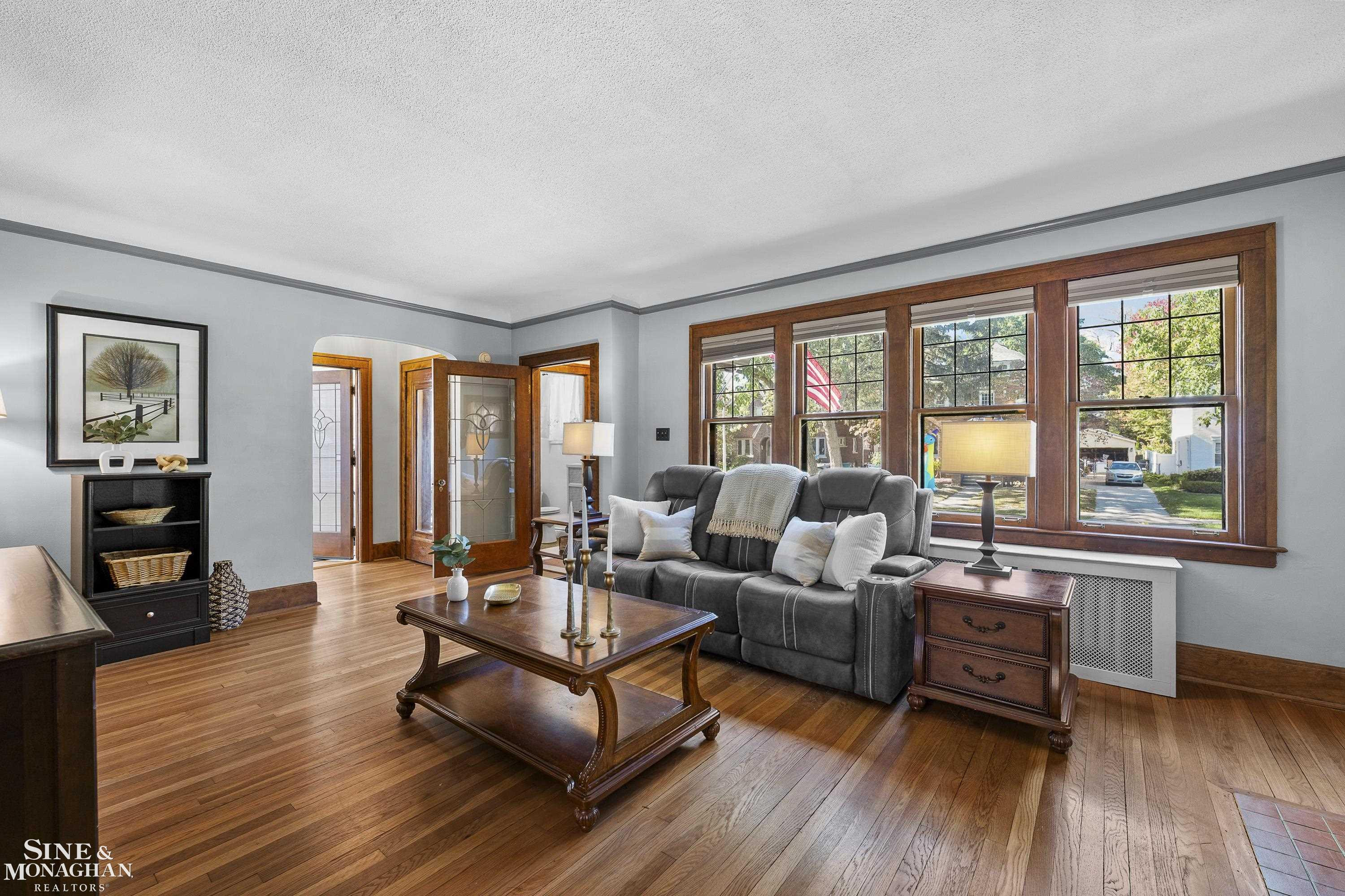 1386 Grayton Street, Grosse Pointe Park, MI 48230 — Photo 4