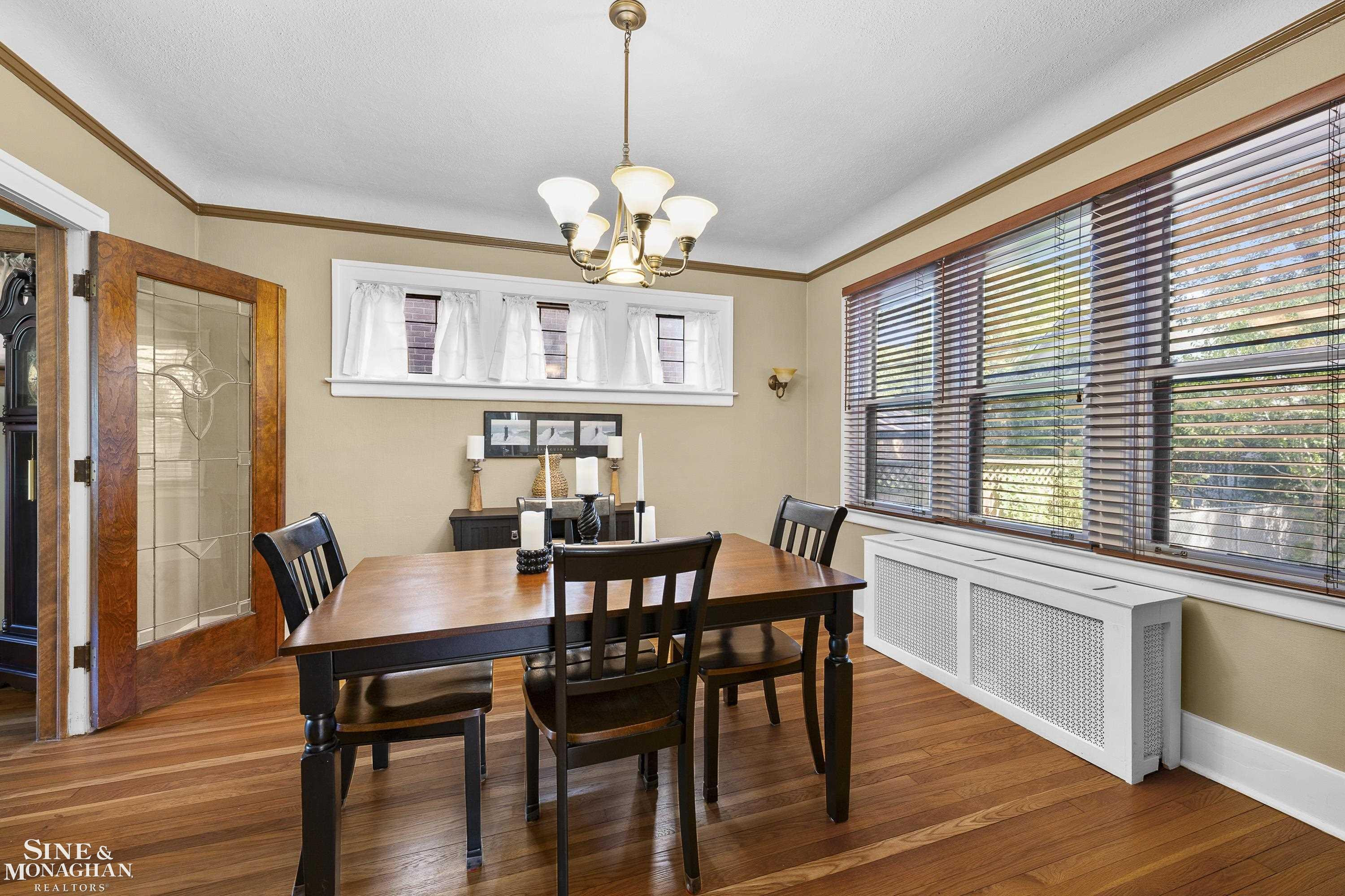 1386 Grayton Street, Grosse Pointe Park, MI 48230 — Photo 8