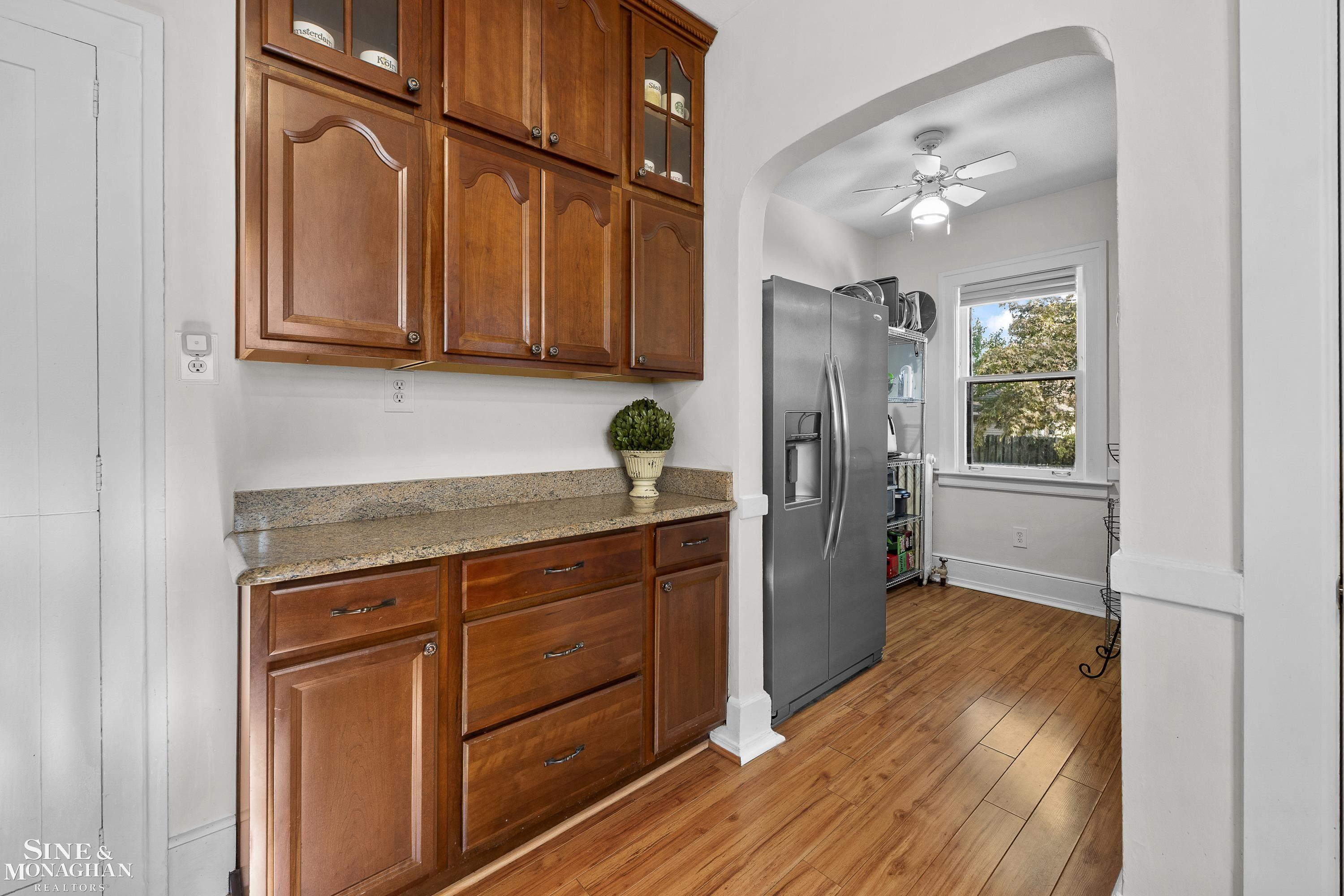 1386 Grayton Street, Grosse Pointe Park, MI 48230 — Photo 10