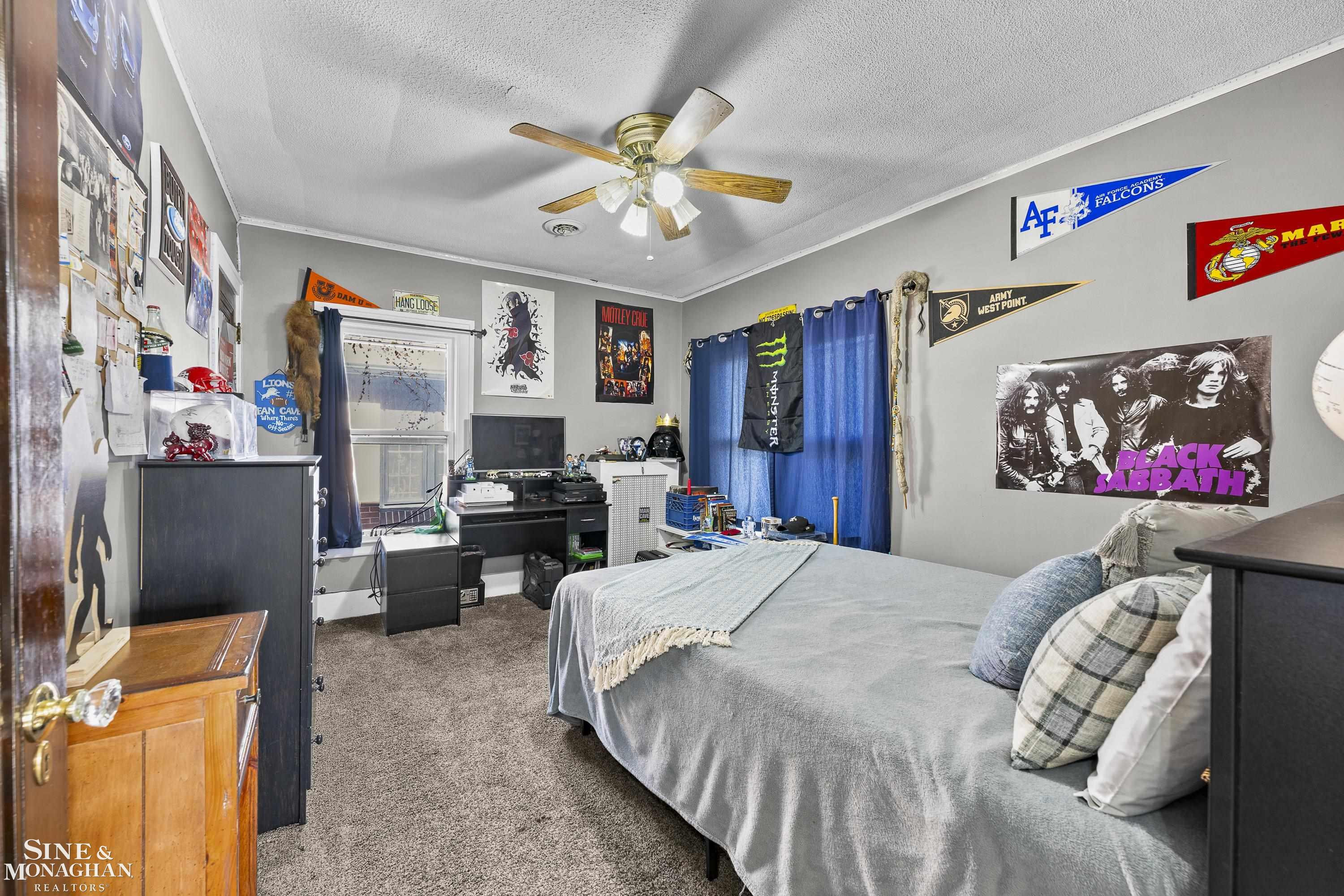 1386 Grayton Street, Grosse Pointe Park, MI 48230 — Photo 17