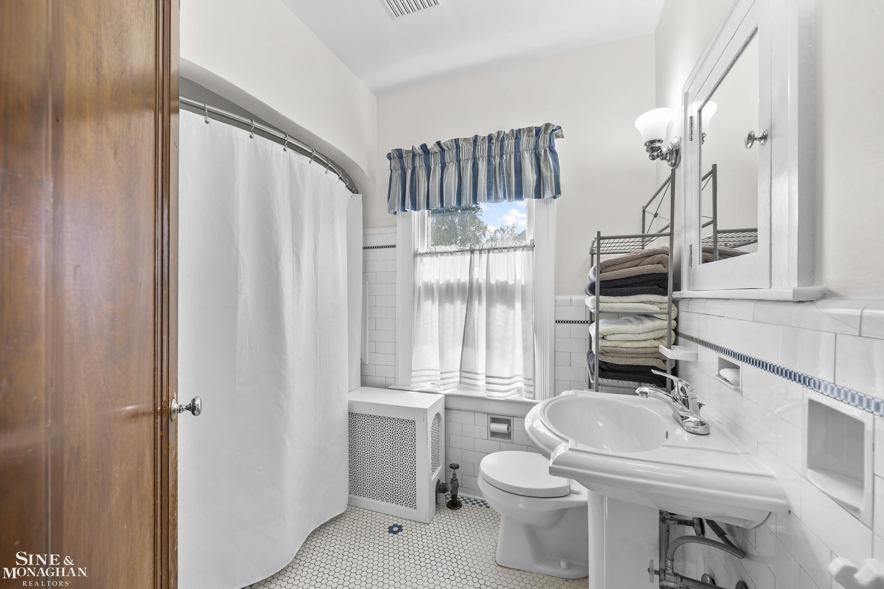 1386 Grayton Street, Grosse Pointe Park, MI 48230 — Photo 20