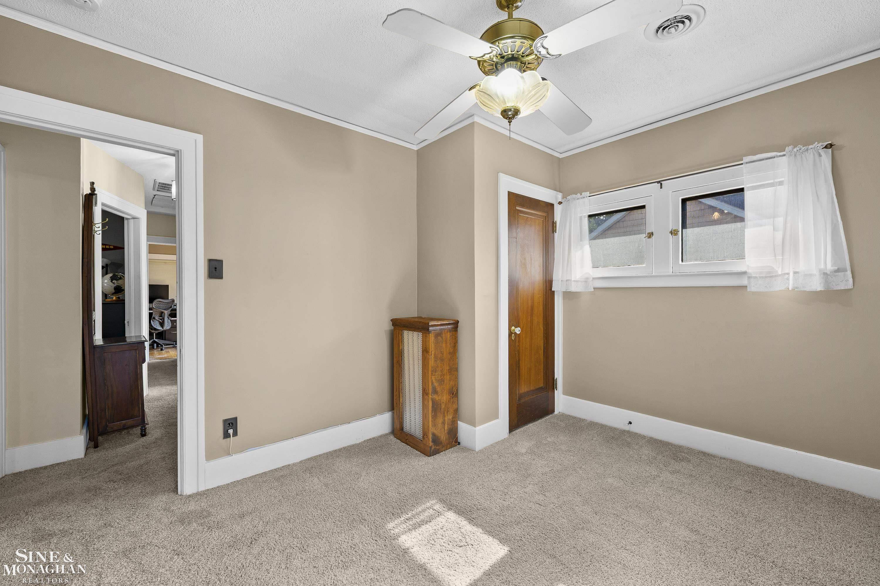 1386 Grayton Street, Grosse Pointe Park, MI 48230 — Photo 22
