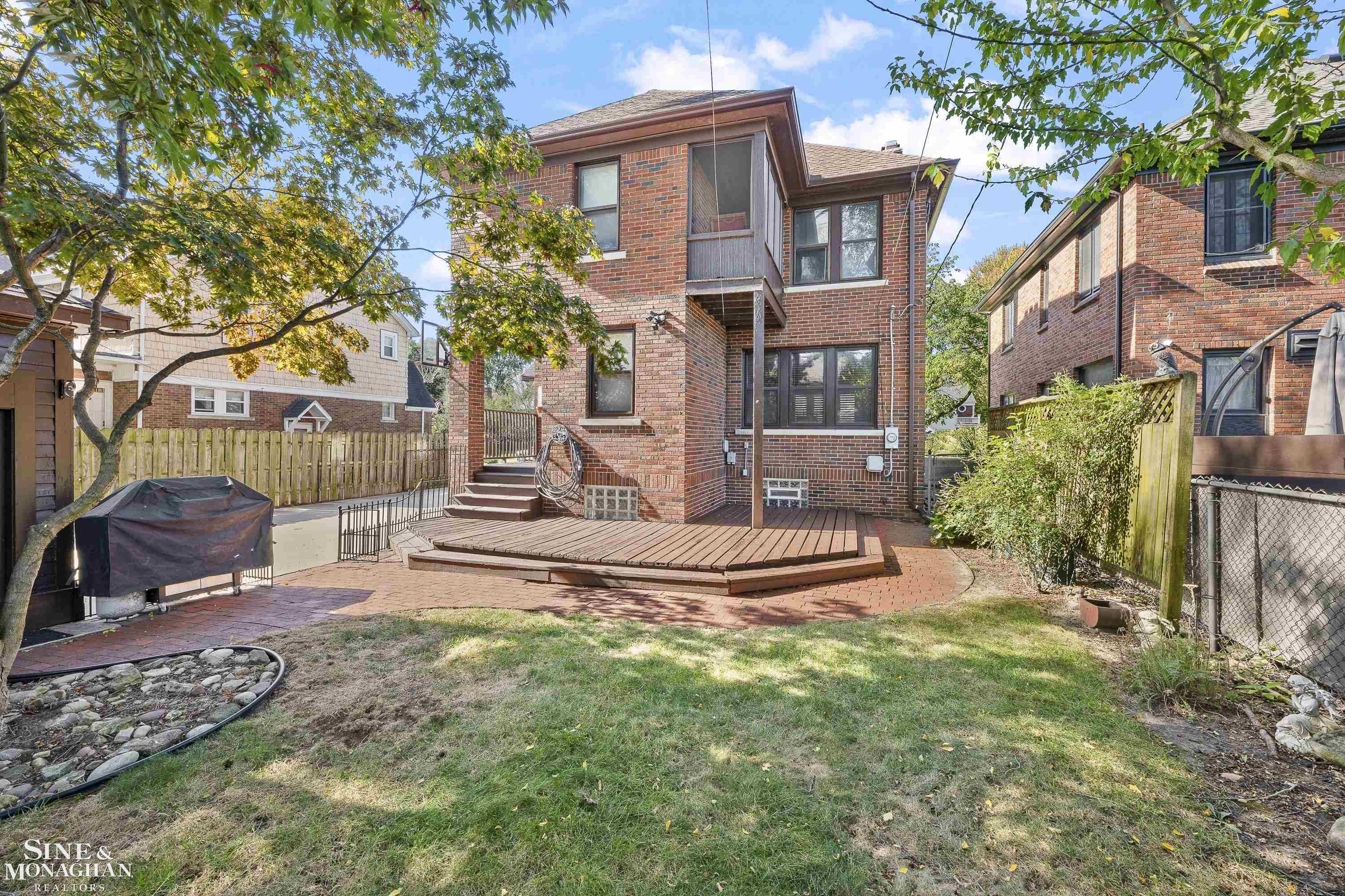 1386 Grayton Street, Grosse Pointe Park, MI 48230 — Photo 29