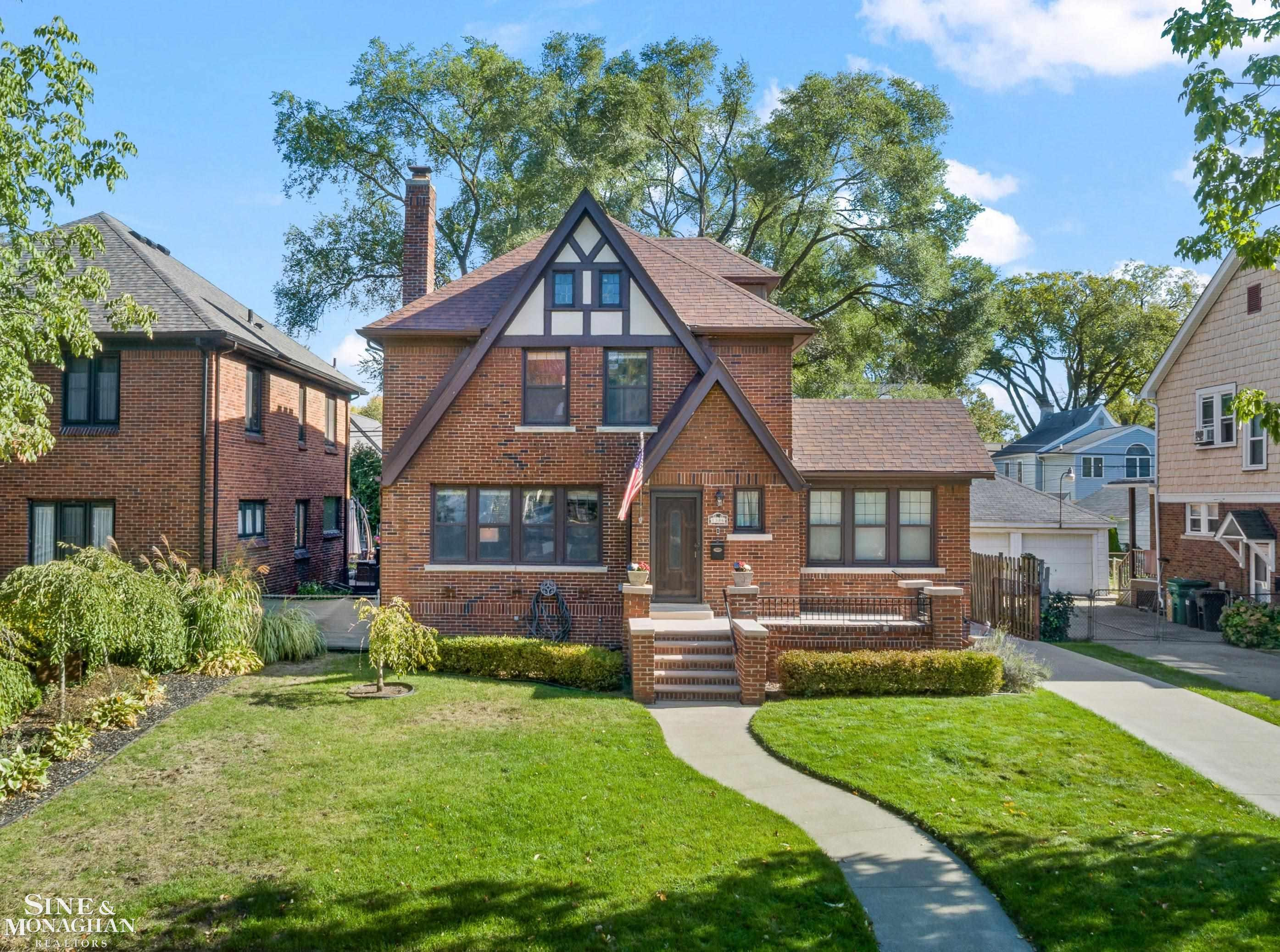 1386 Grayton Street, Grosse Pointe Park, MI 48230 — Photo 34