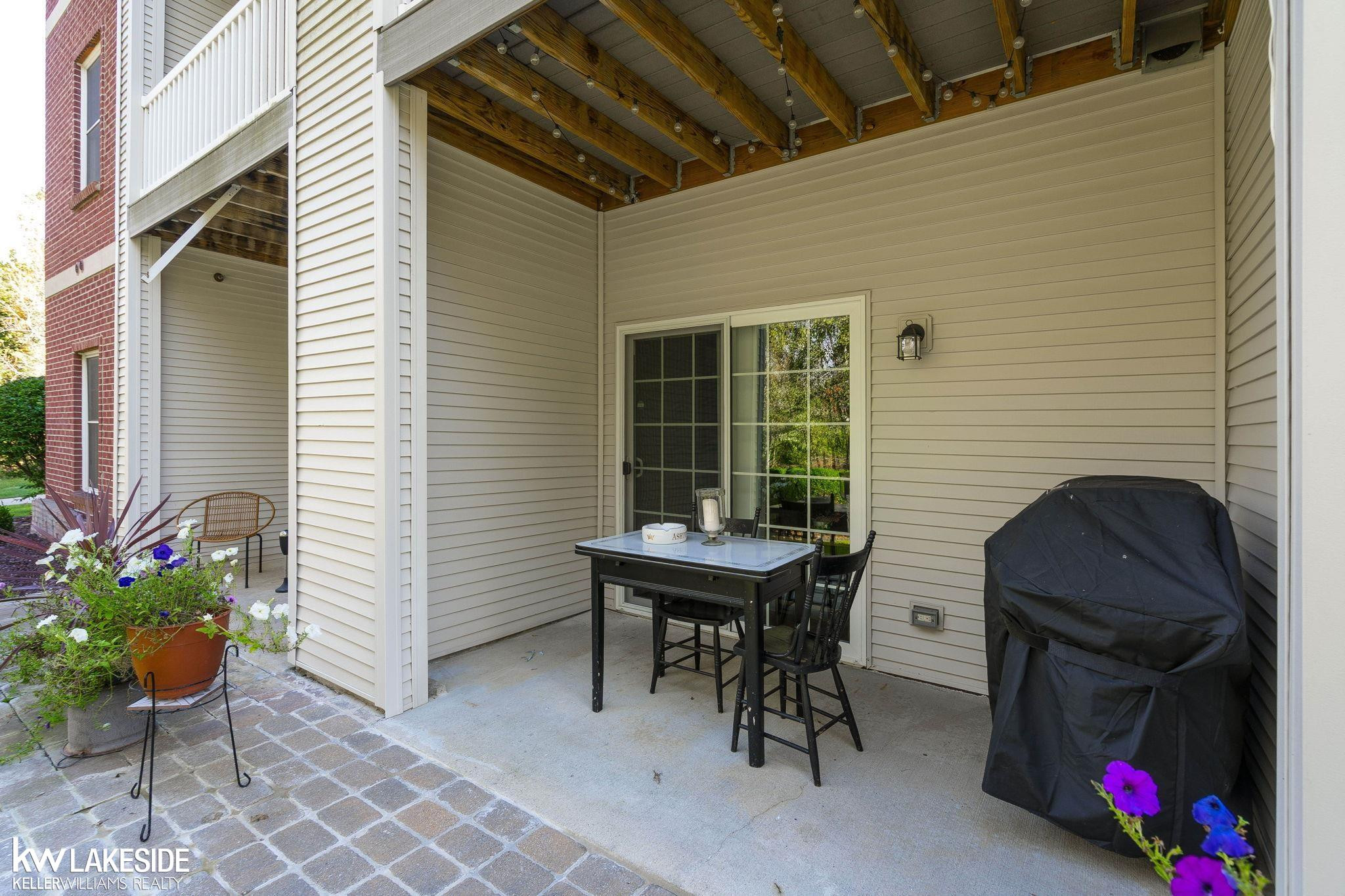6600 Trillium Village Lane, Clarkston, MI — Photo 4