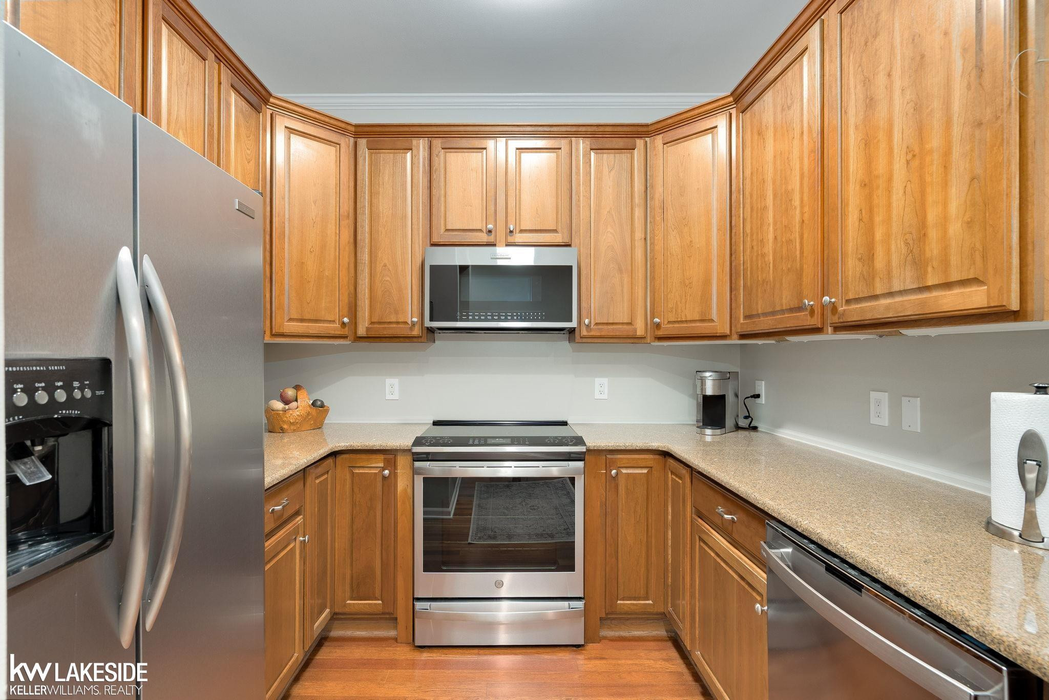6600 Trillium Village Lane, Clarkston, MI — Photo 14