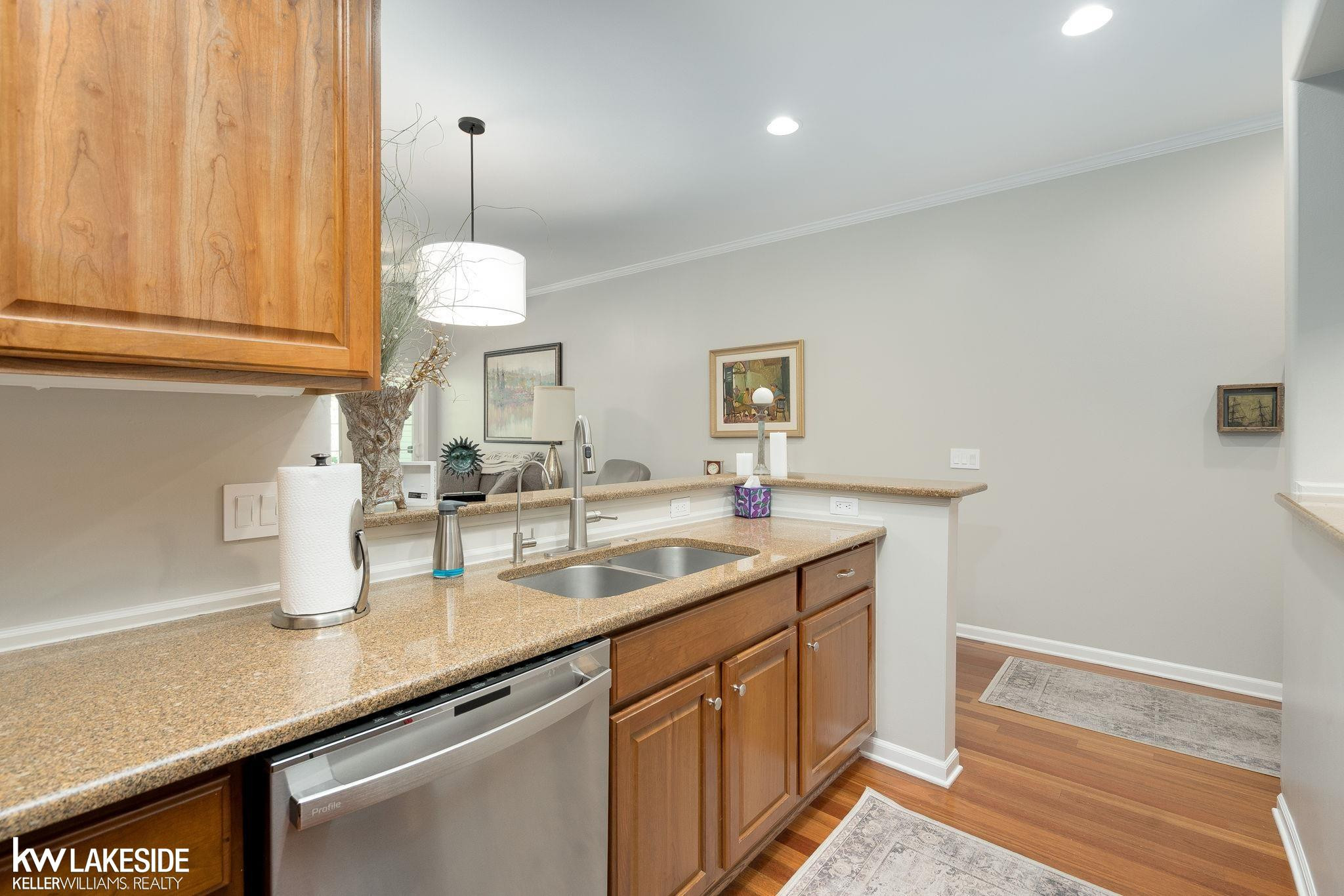 6600 Trillium Village Lane, Clarkston, MI — Photo 16