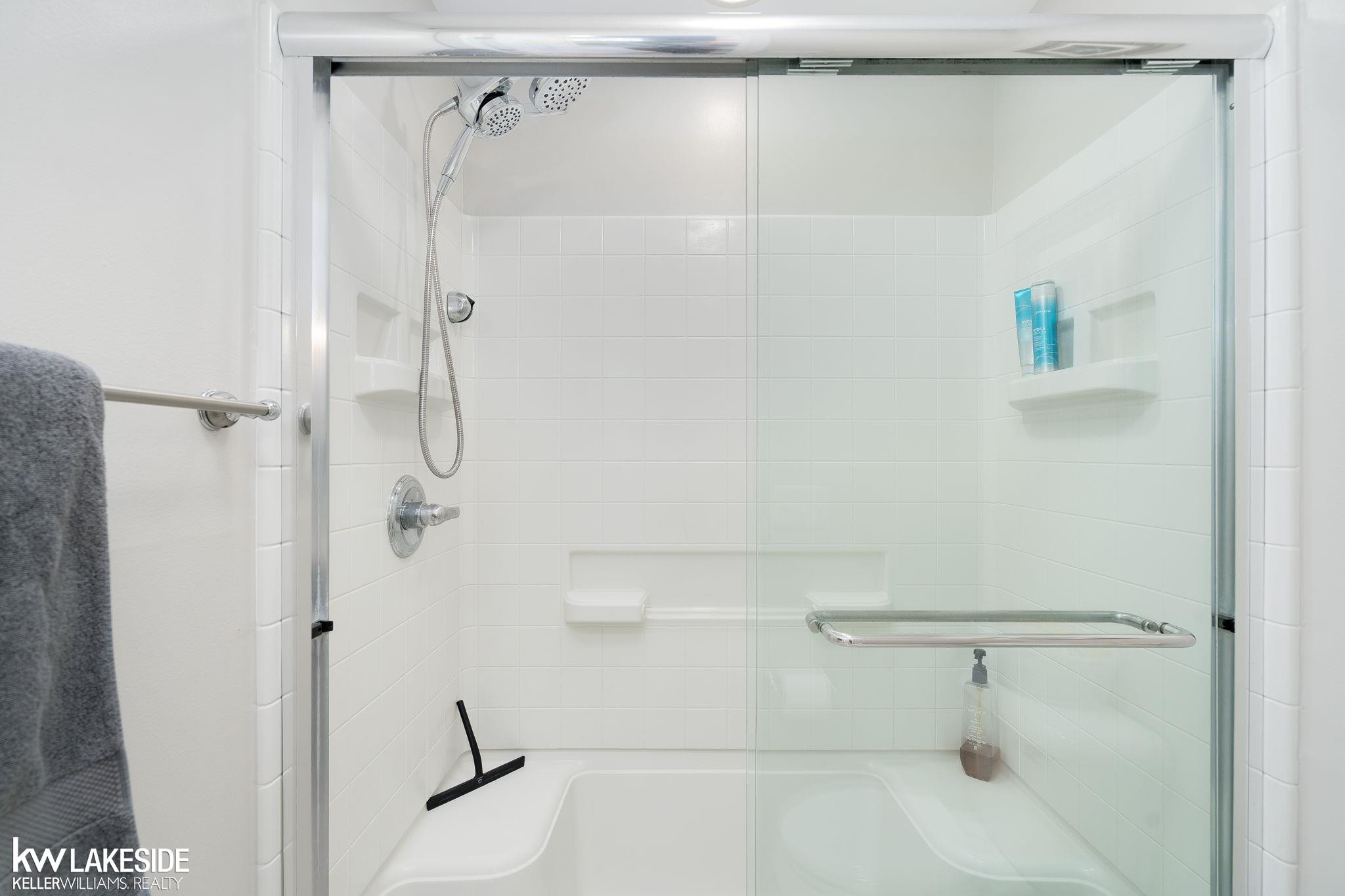 6600 Trillium Village Lane, Clarkston, MI — Photo 27