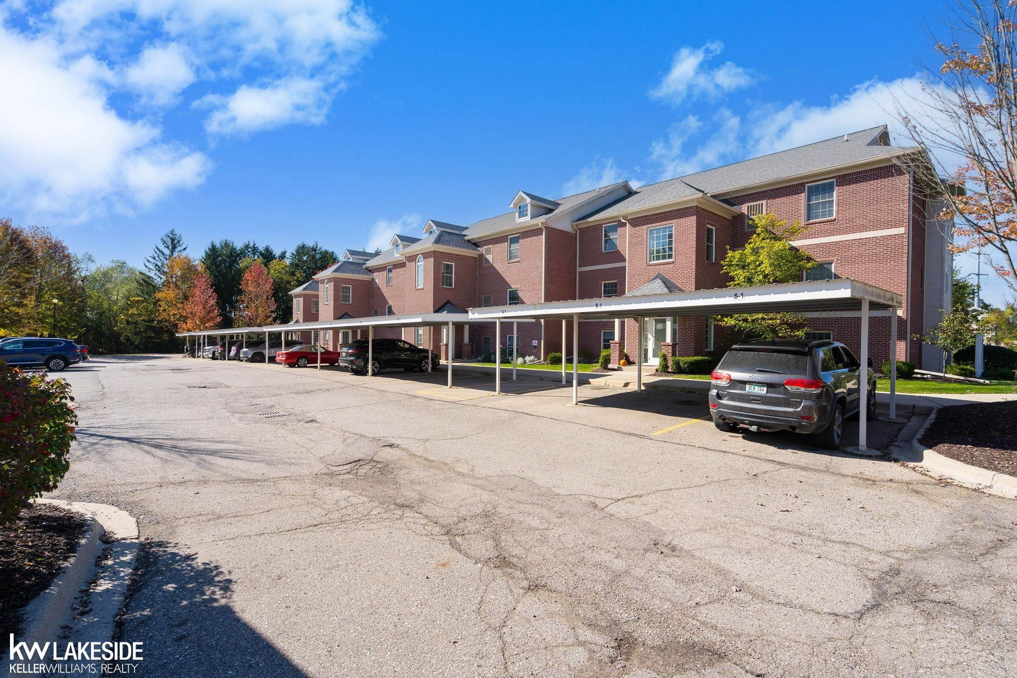 6600 Trillium Village Lane, Clarkston, MI — Photo 29