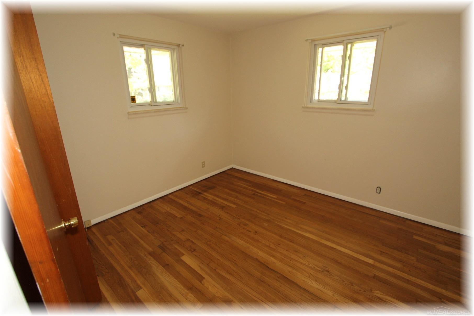 36786 Winterset Street, Clinton, MI 48035 — Photo 11