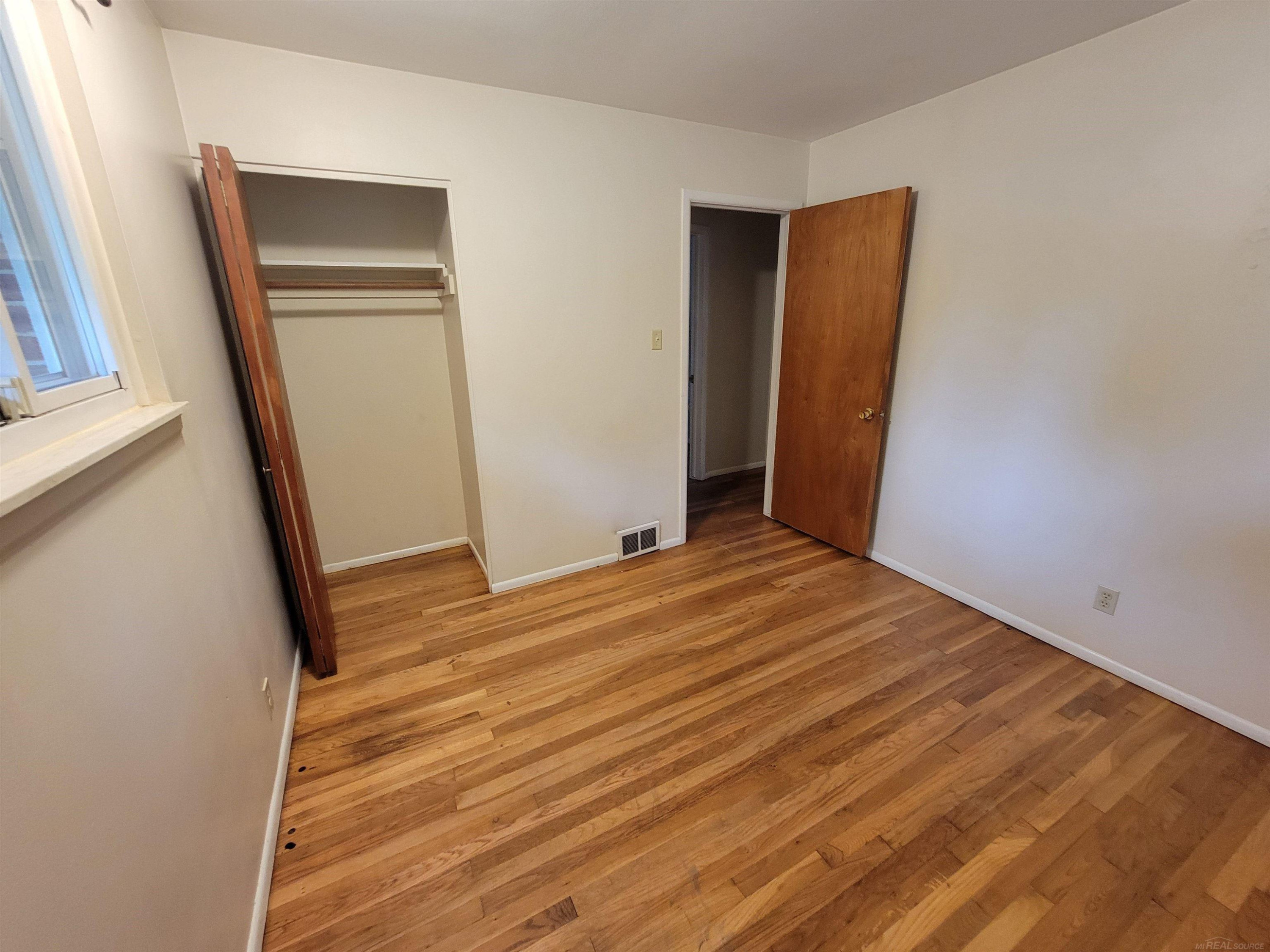 36786 Winterset Street, Clinton, MI 48035 — Photo 12