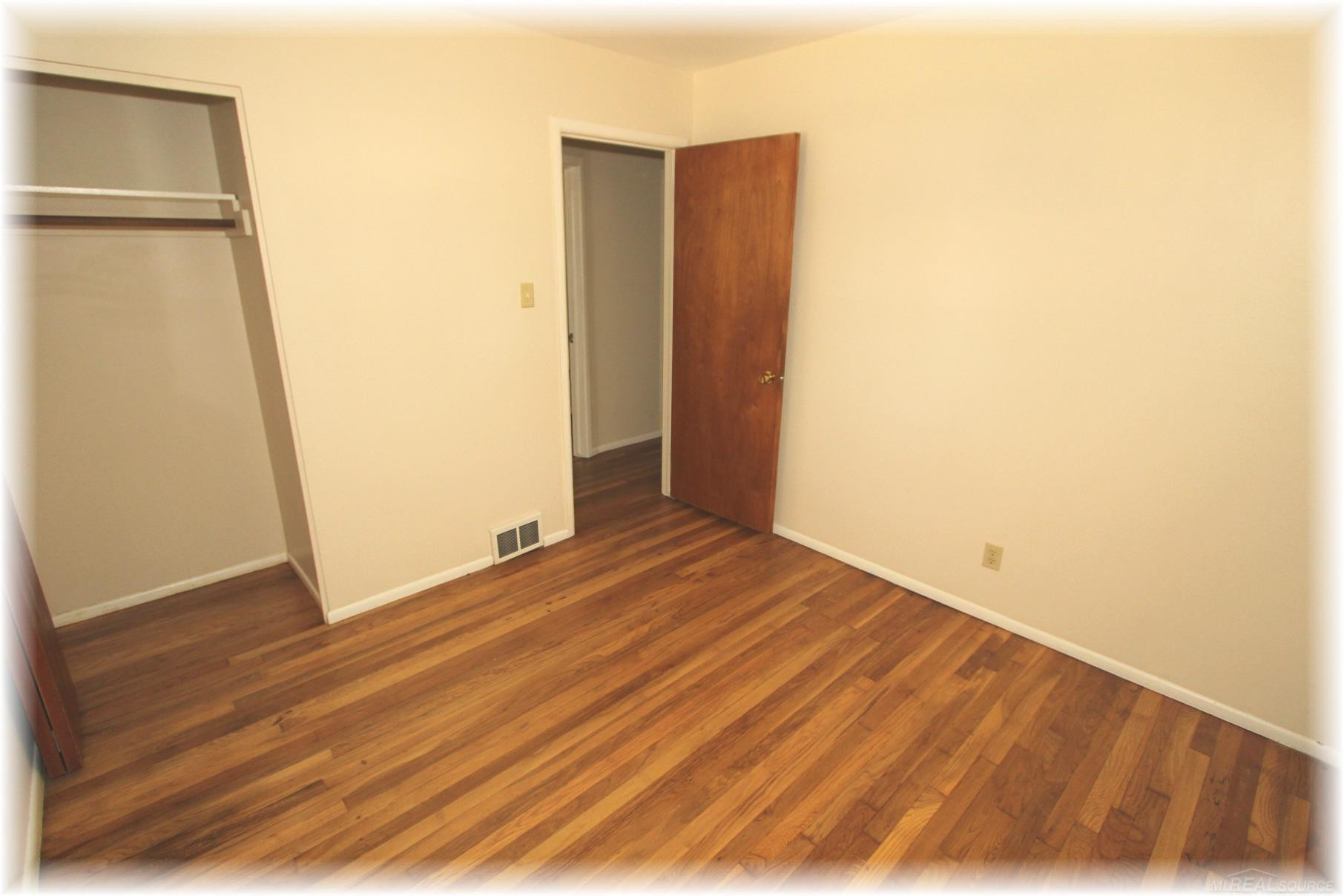 36786 Winterset Street, Clinton, MI 48035 — Photo 13