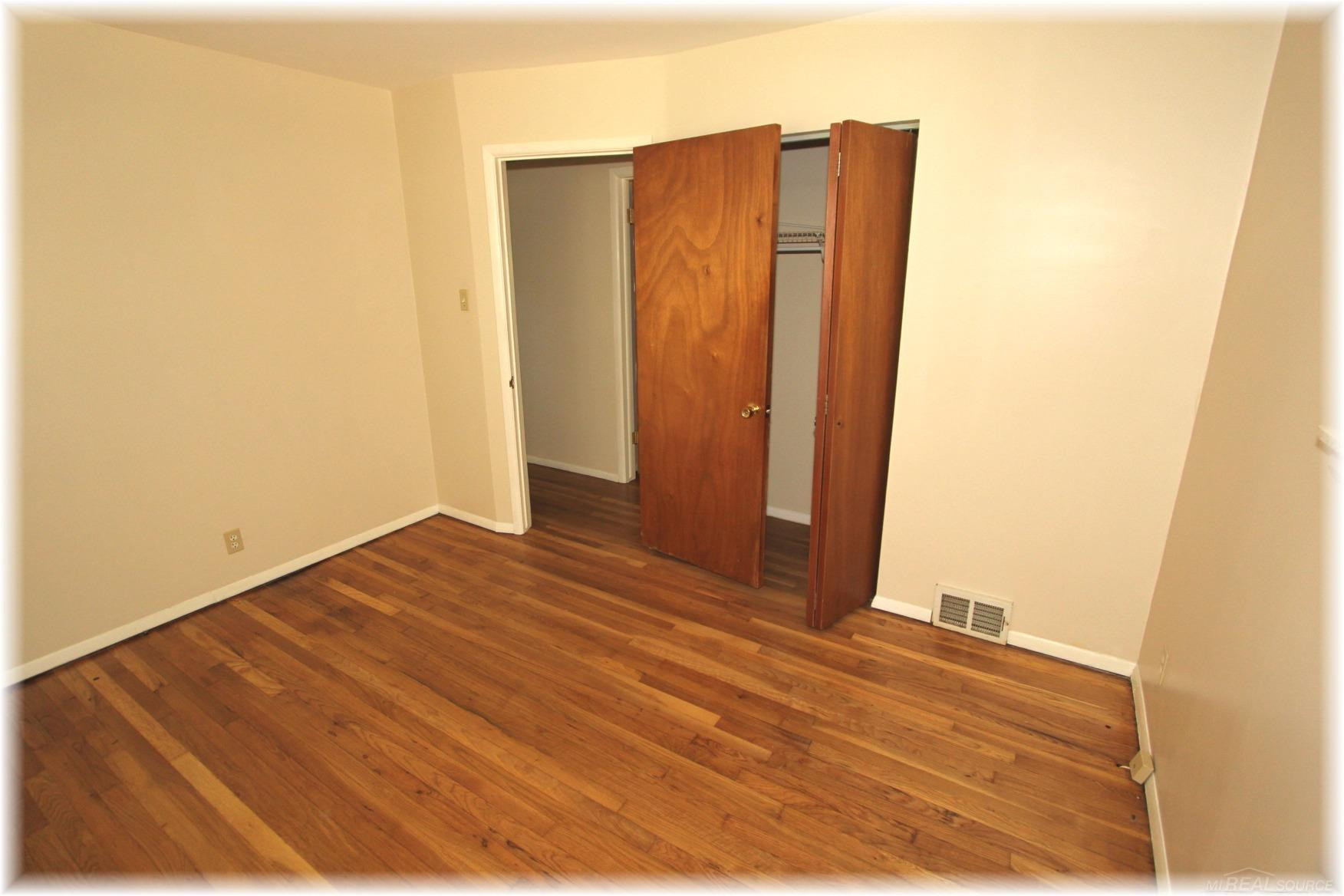 36786 Winterset Street, Clinton, MI 48035 — Photo 15