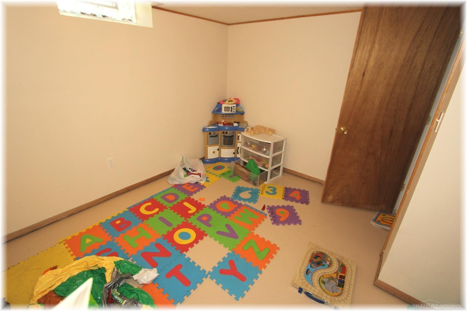 36786 Winterset Street, Clinton, MI 48035 — Photo 20