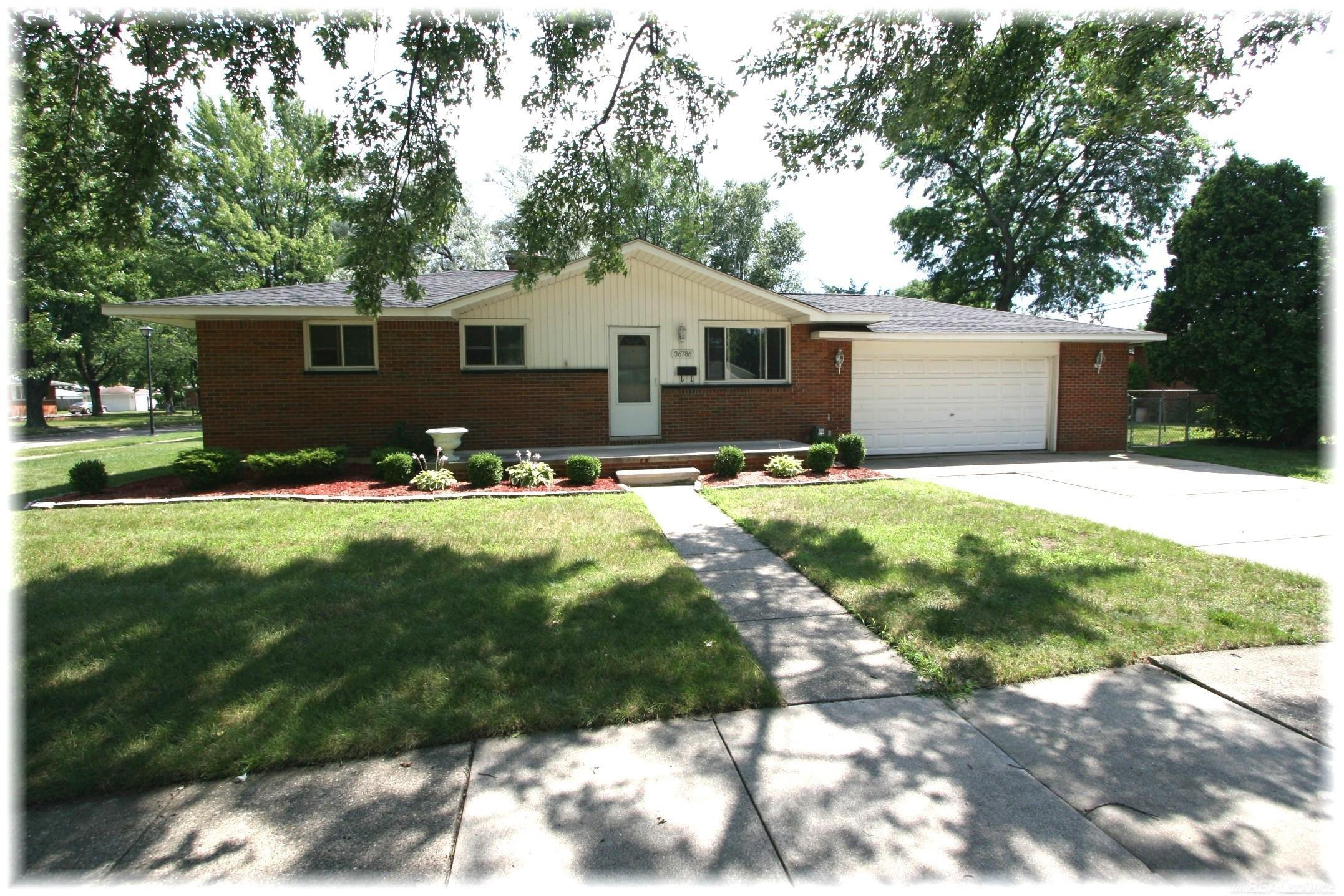 36786 Winterset Street, Clinton, MI 48035 — Photo 25