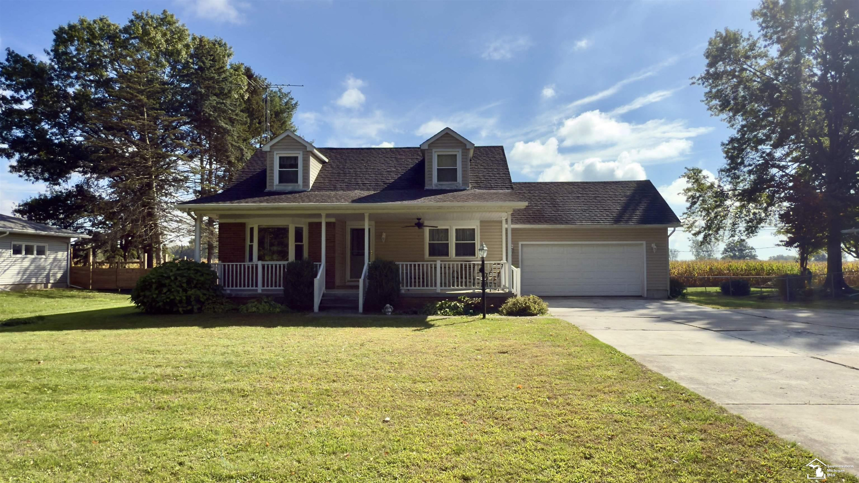 2022 N Raisinville Road, Monroe, MI 48162 — front exterior