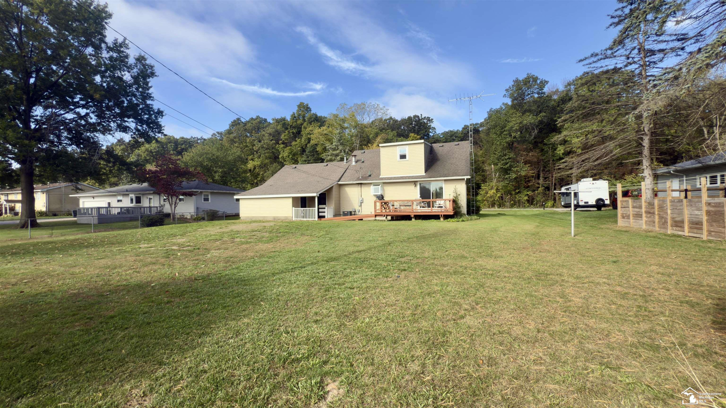 2022 N Raisinville Road, Monroe, MI 48162 — Photo 8